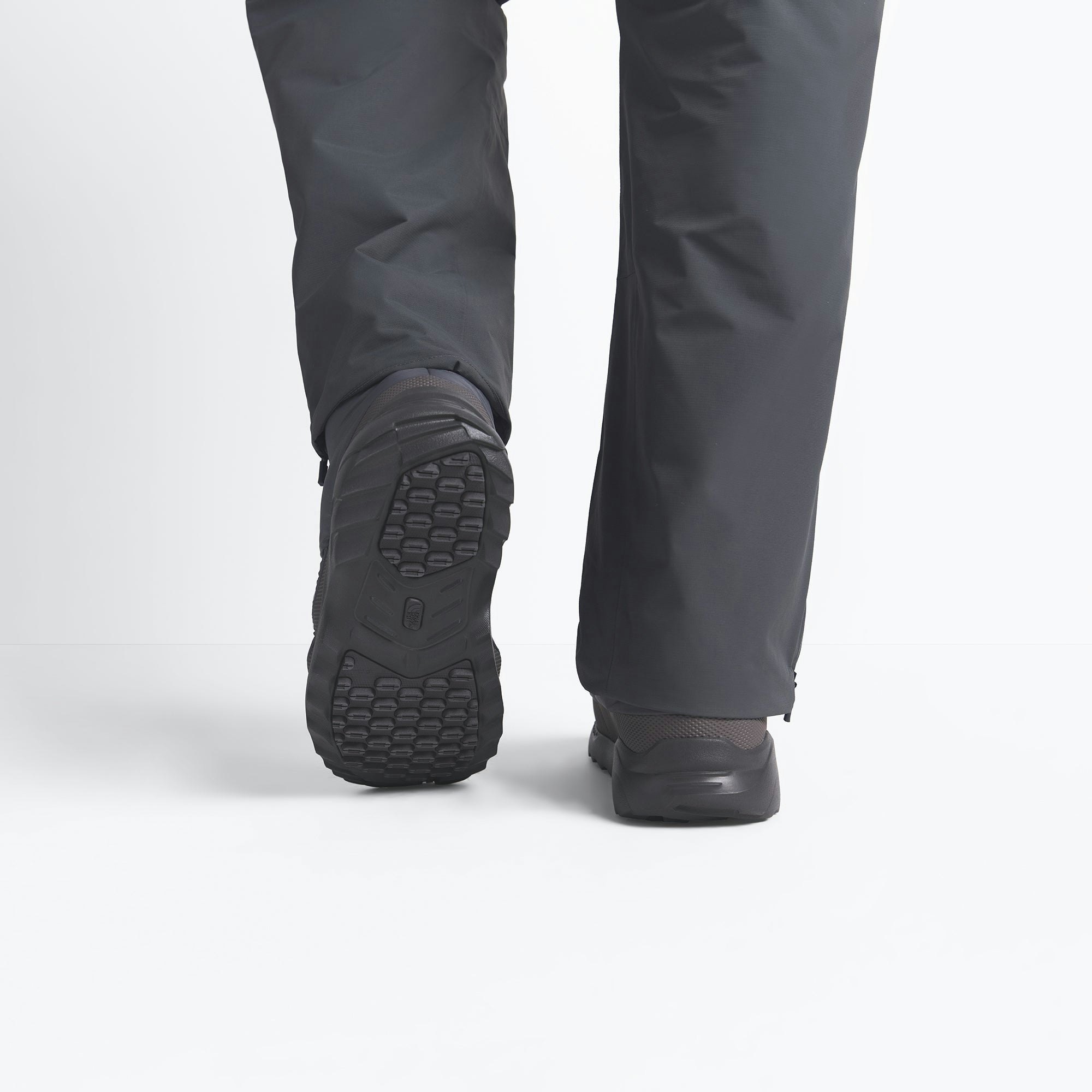 THE NORTH FACE X SKIMS NUPTSE TRACTION CHUKKA | GUNMETAL ON A MODEL BACK VIEW @ | FOCUS: 0.0, 1.0, 0.9