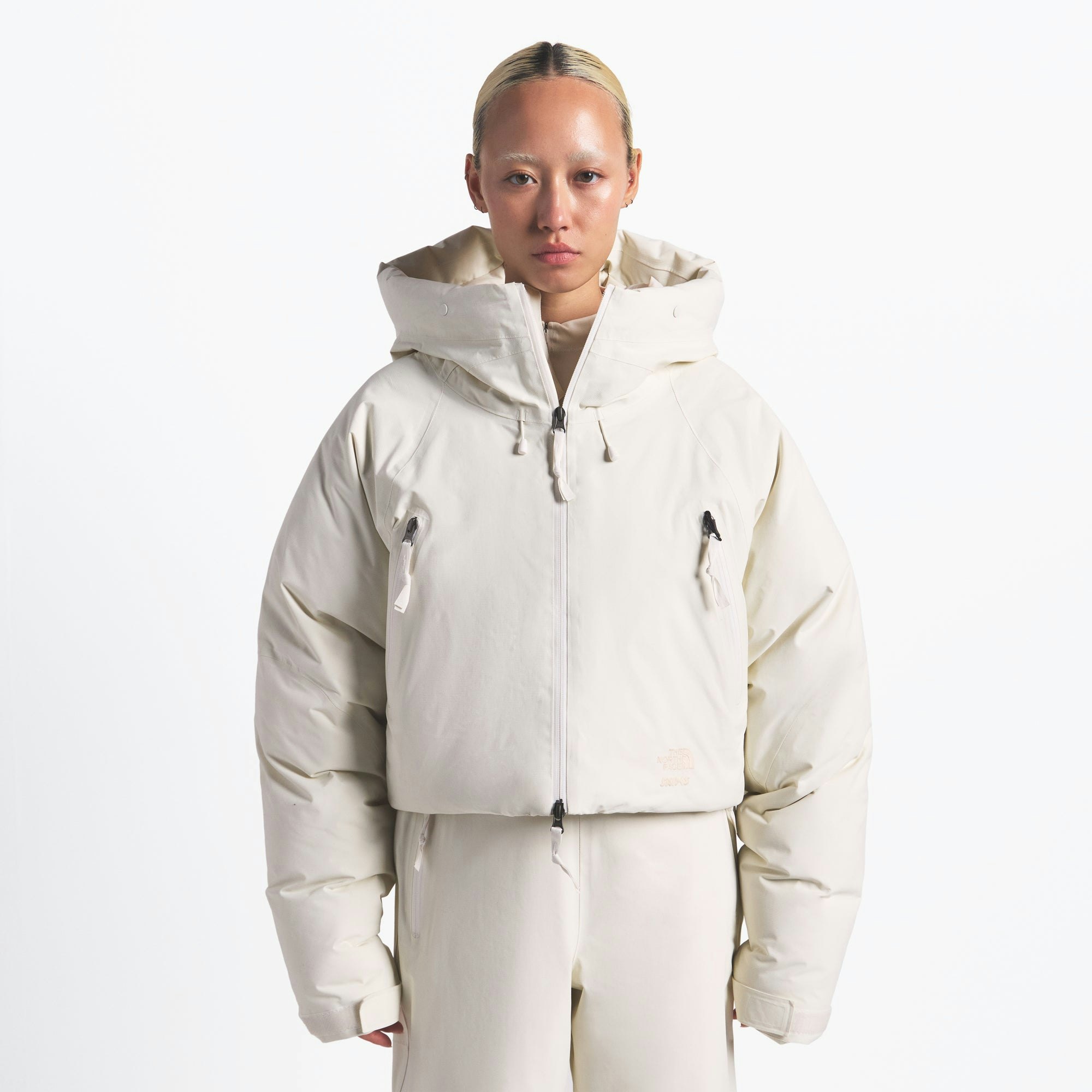 THE NORTH FACE X SKIMS INSULATED SHELL JACKET | BONE ON A MODEL FRONT VIEW @ | FOCUS: 0.0, 1.0, 0.9