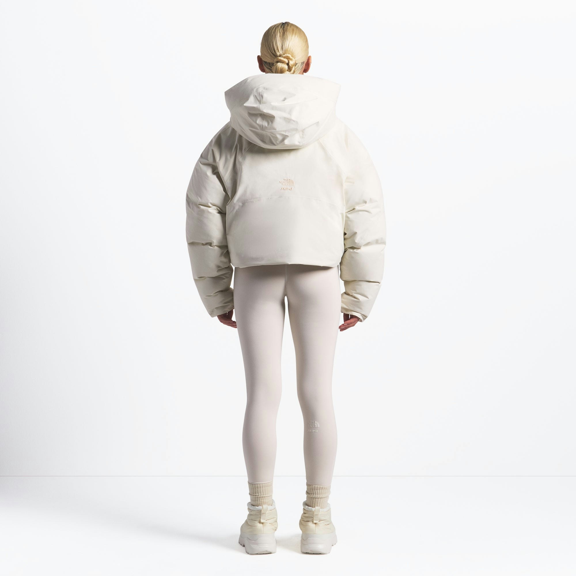 THE NORTH FACE X SKIMS INSULATED SHELL JACKET | BONE ON A MODEL FRONT VIEW @ | FOCUS: 0.0, 1.0, 0.9