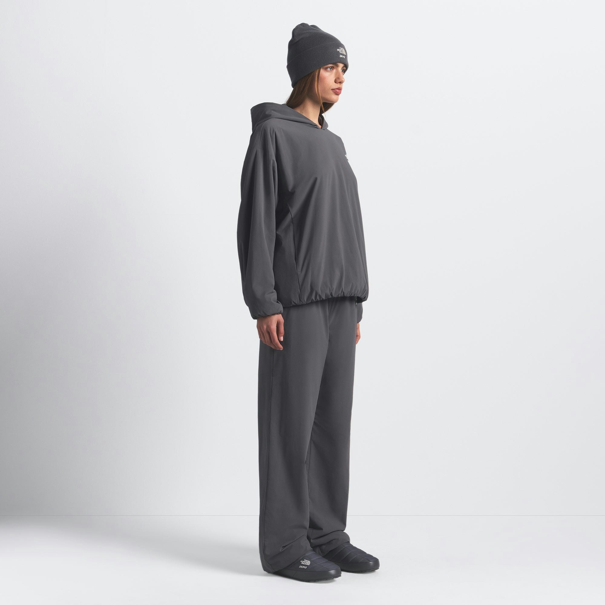THE NORTH FACE X SKIMS VENTRIX HOODIE | GUNMETAL ON A MODEL FRONT VIEW @ | FOCUS: 0.0, 1.0, 0.9