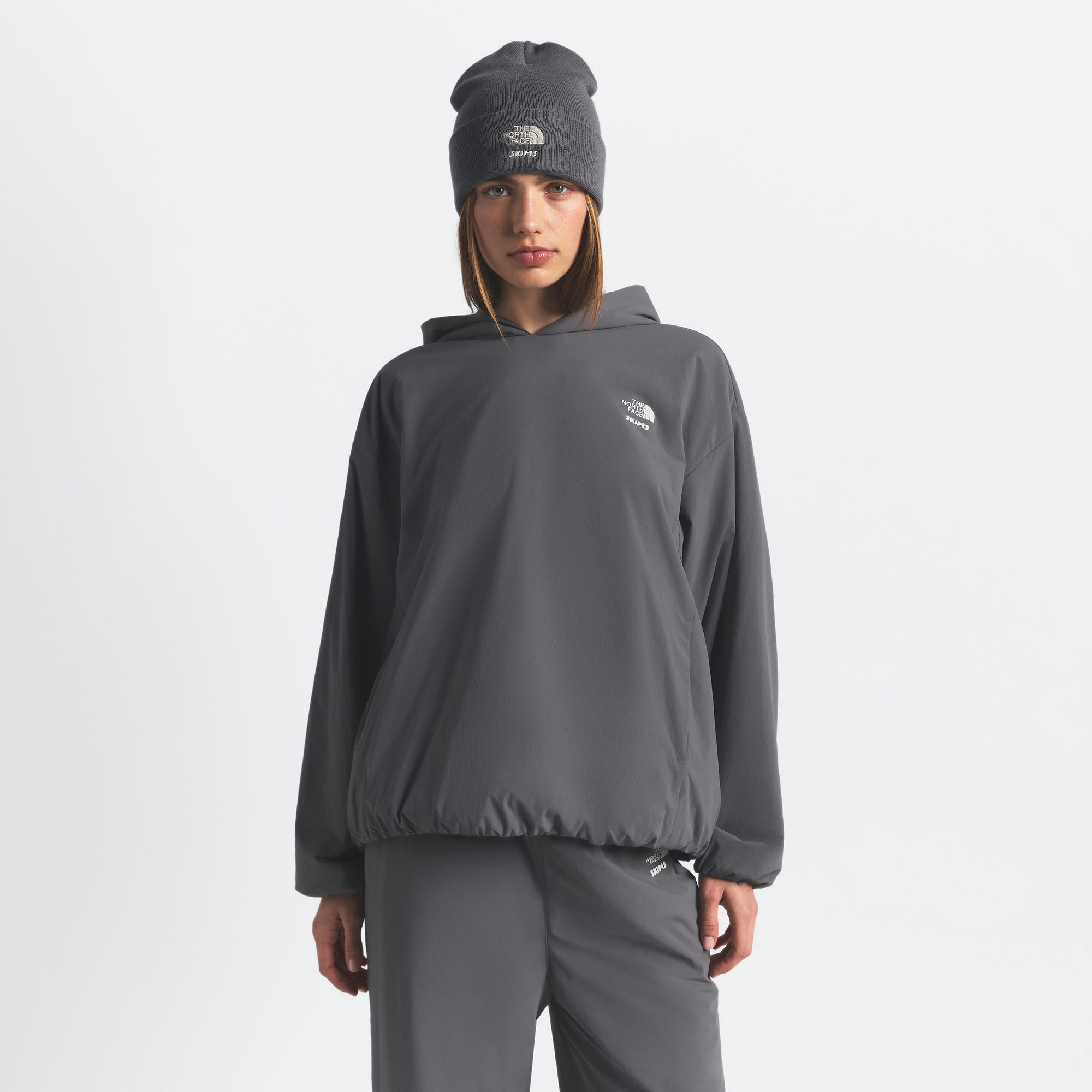 THE NORTH FACE X SKIMS VENTRIX HOODIE | GUNMETAL ON A MODEL FRONT VIEW @ | FOCUS: 0.0, 1.0, 0.9