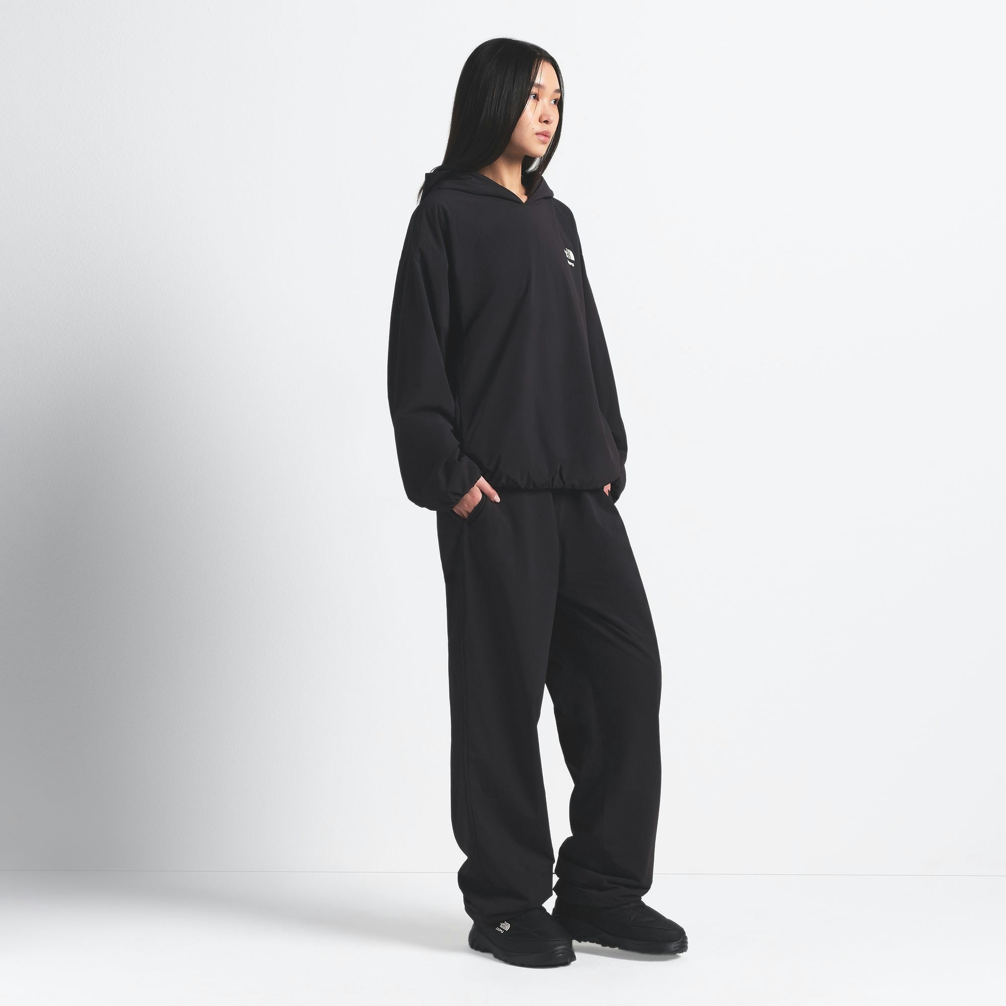 THE NORTH FACE X SKIMS VENTRIX HOODIE | ONYX ON A MODEL FRONT VIEW @ | FOCUS: 0.0, 1.0, 0.9