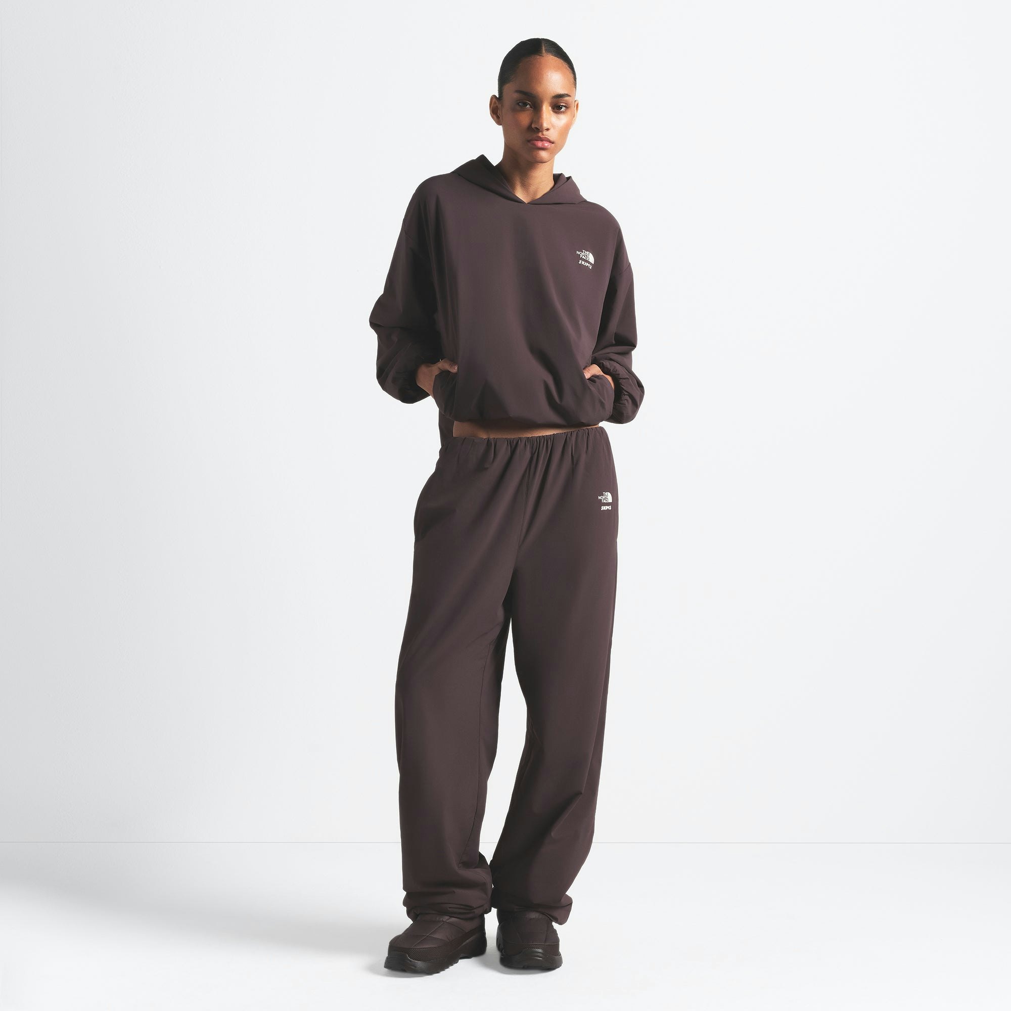 THE NORTH FACE X SKIMS VENTRIX PANT | PHOENIX ON A MODEL FRONT VIEW @ | FOCUS: 0.0, 1.0, 0.9