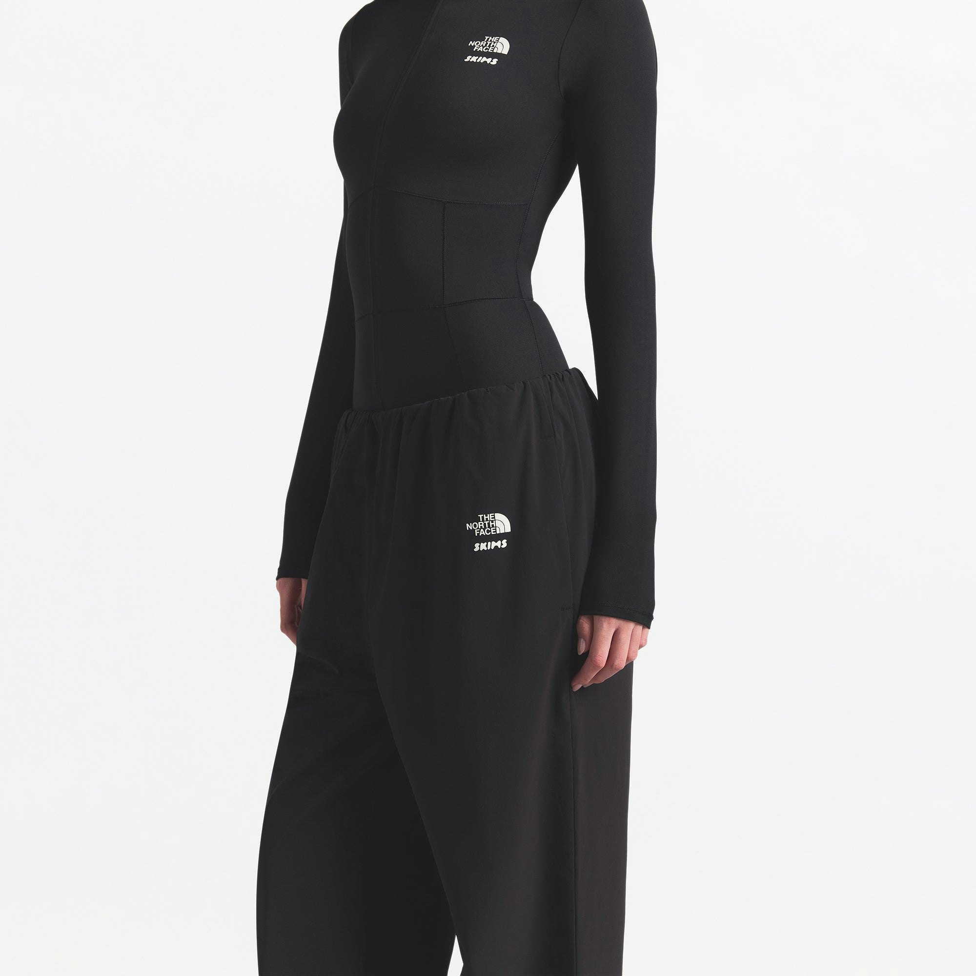 THE NORTH FACE X SKIMS VENTRIX PANT | ONYX ON A MODEL FRONT VIEW @ | FOCUS: 0.0, 1.0, 0.9
