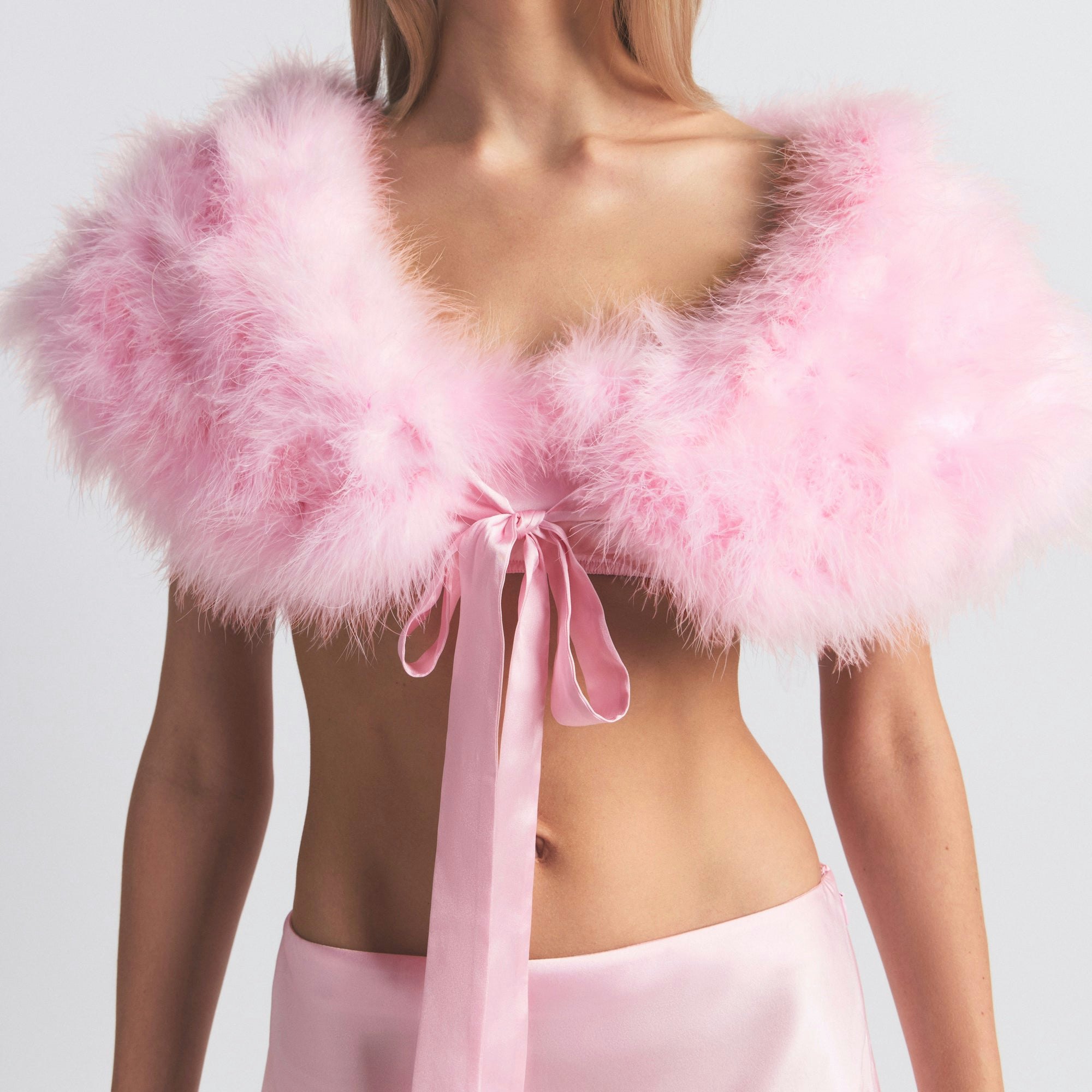 SILK FEATHER TRIM TIE SHAWL | CHERRY BLOSSOM ON A MODEL SIDE VIEW @ | FOCUS: 0.0, 1.0, 0.9