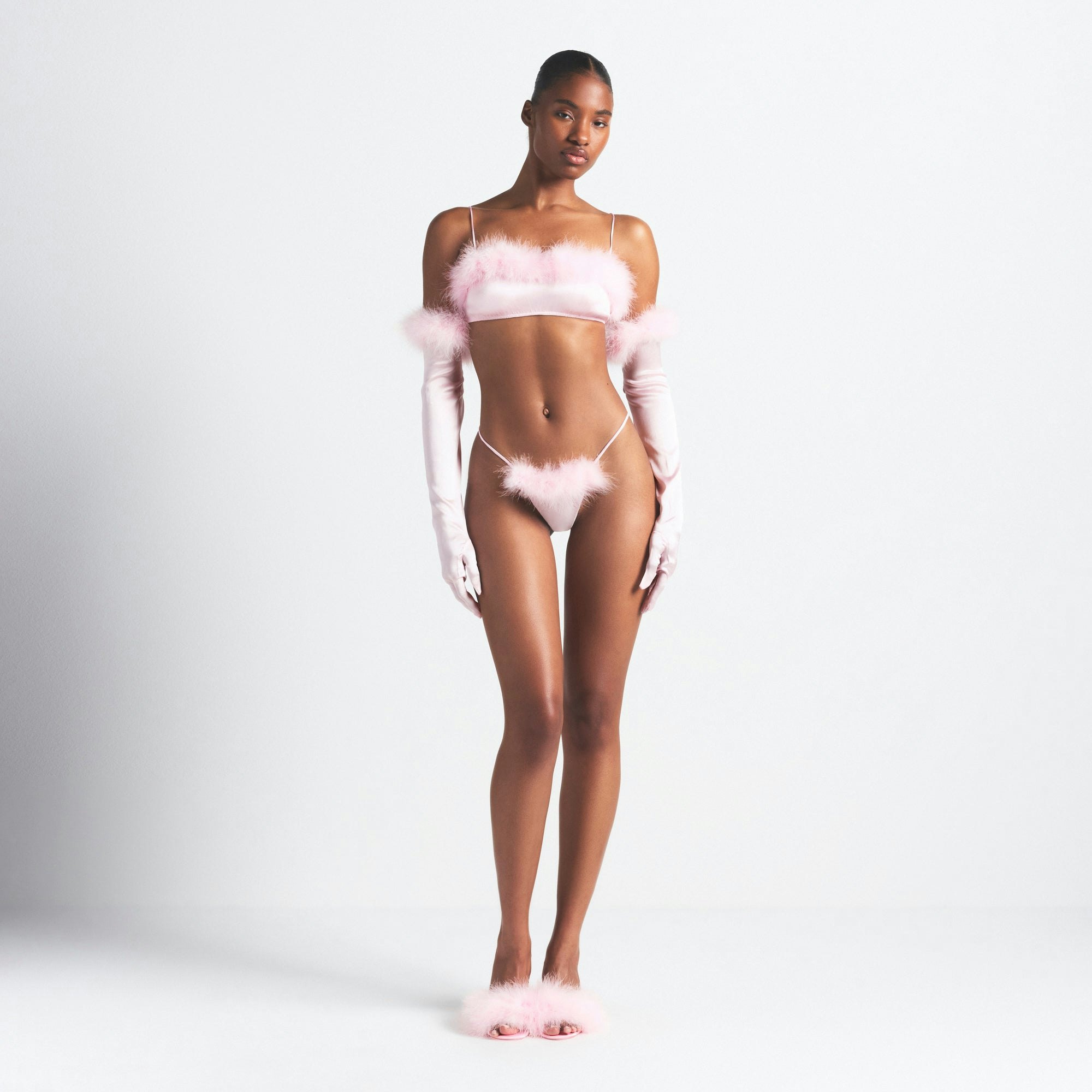 SILK FEATHER TRIM GLOVES | CHERRY BLOSSOM ON A MODEL FRONT VIEW @ | FOCUS: 0.0, 1.0, 0.9