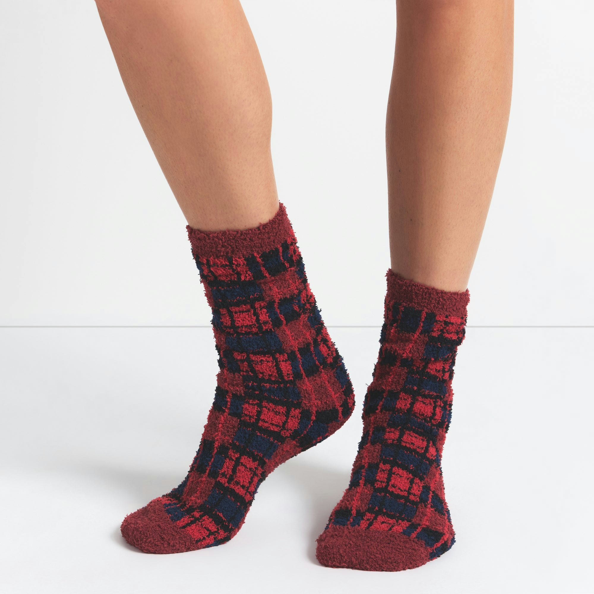 COZY KNIT SOCK | MERLOT NAVY PLAID ON A MODEL FRONT VIEW @ | FOCUS: 0.0, 1.0, 0.9