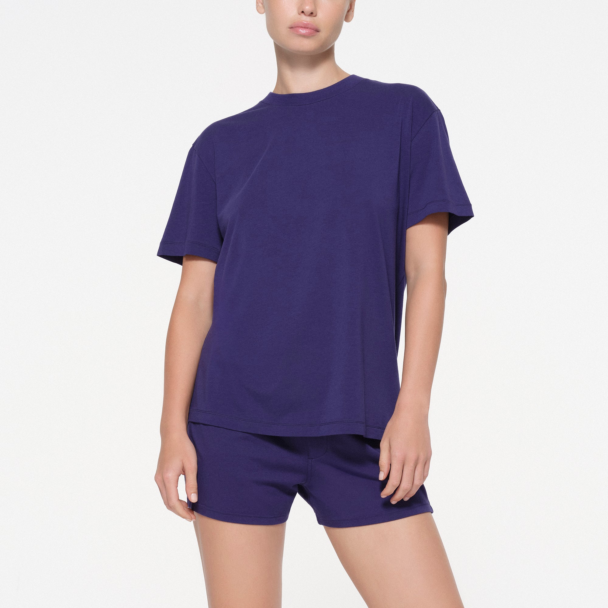 BOYFRIEND LOOSE BOXER | CONCORD ON A MODEL FRONT VIEW