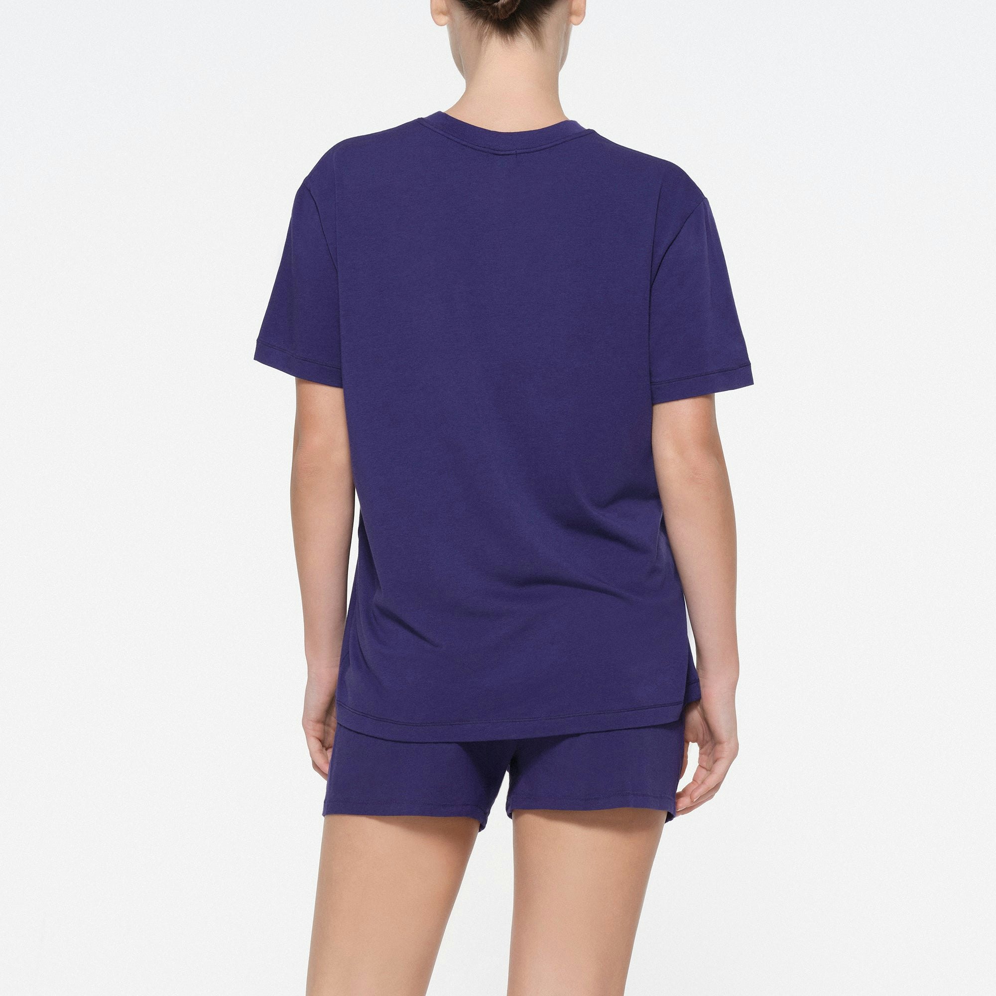 BOYFRIEND LOOSE BOXER | CONCORD ON A MODEL BACK VIEW