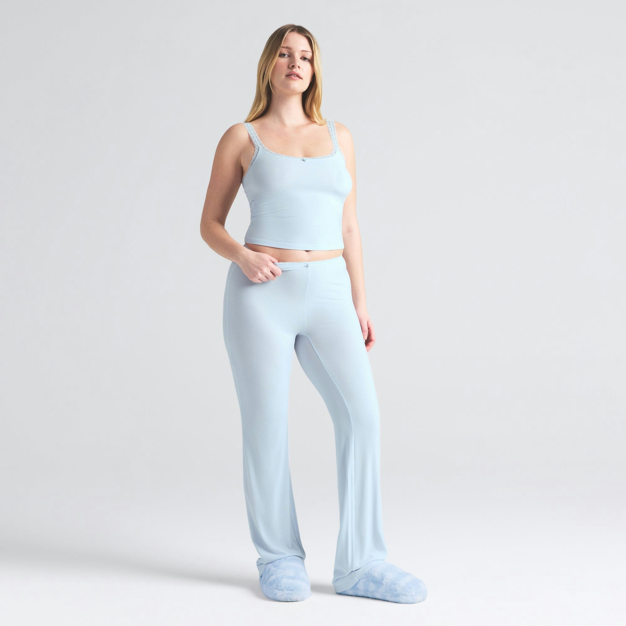 SOFT LOUNGE LACE CAMI | BLUE QUARTZ ON A MODEL FRONT VIEW