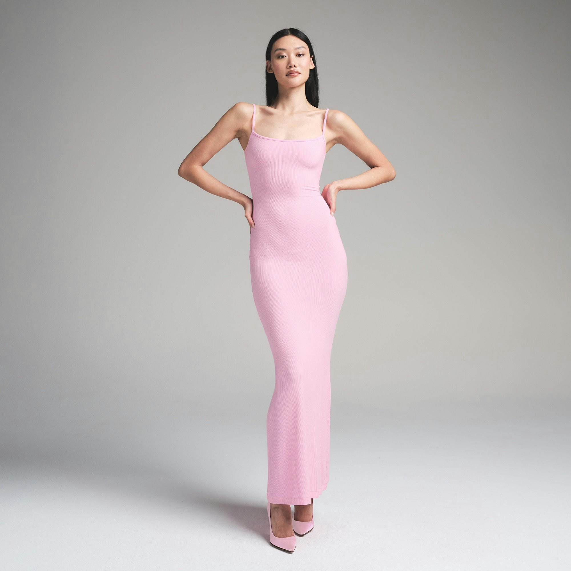 SOFT LOUNGE LONG SLIP DRESS | BUBBLE GUM ON A MODEL FRONT VIEW | FOCUS: 0.0, 1.0, 0.9
