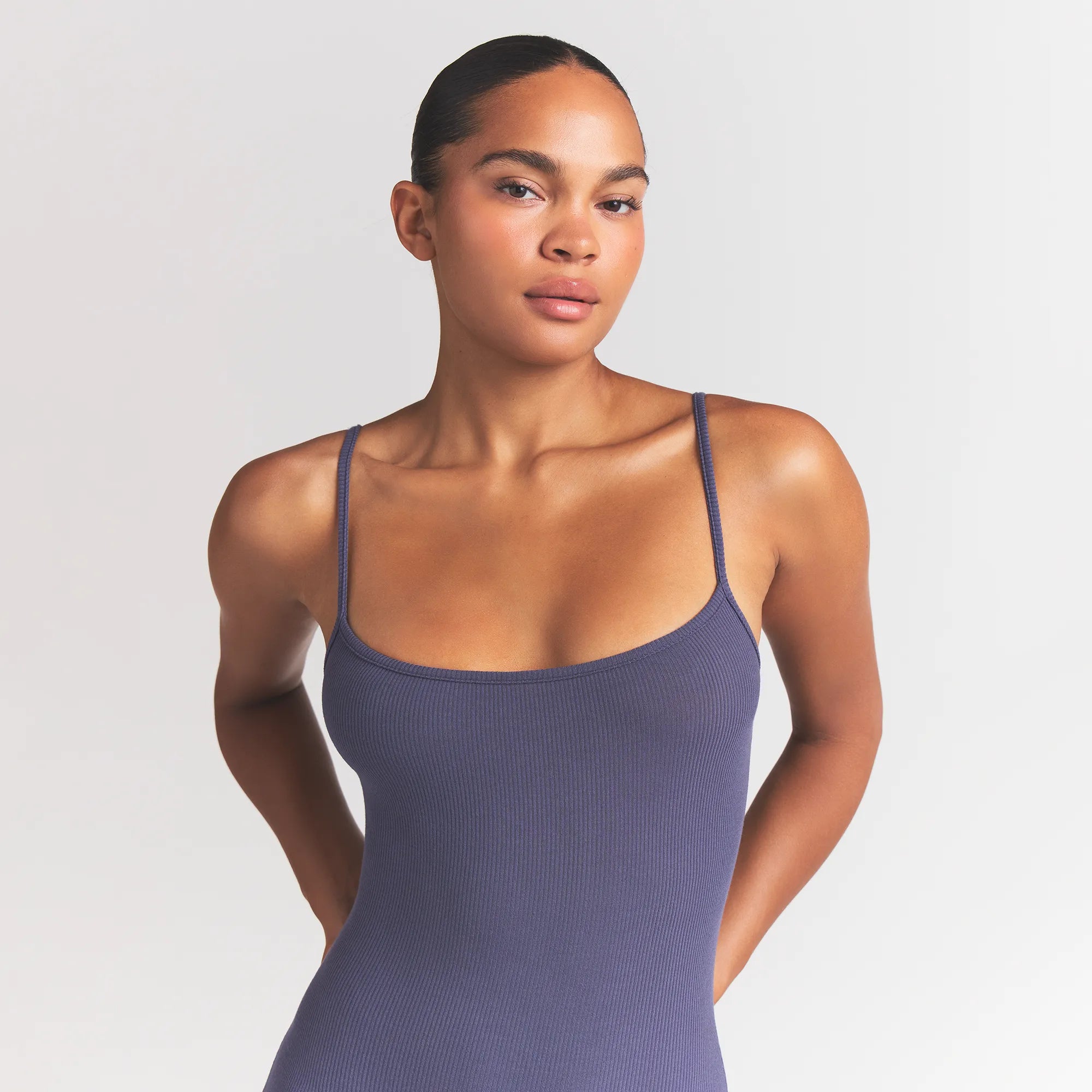 SOFT LOUNGE LONG SLIP DRESS | SLEET ON A MODEL FRONT VIEW @ | FOCUS: 0.0, 1.0, 0.9