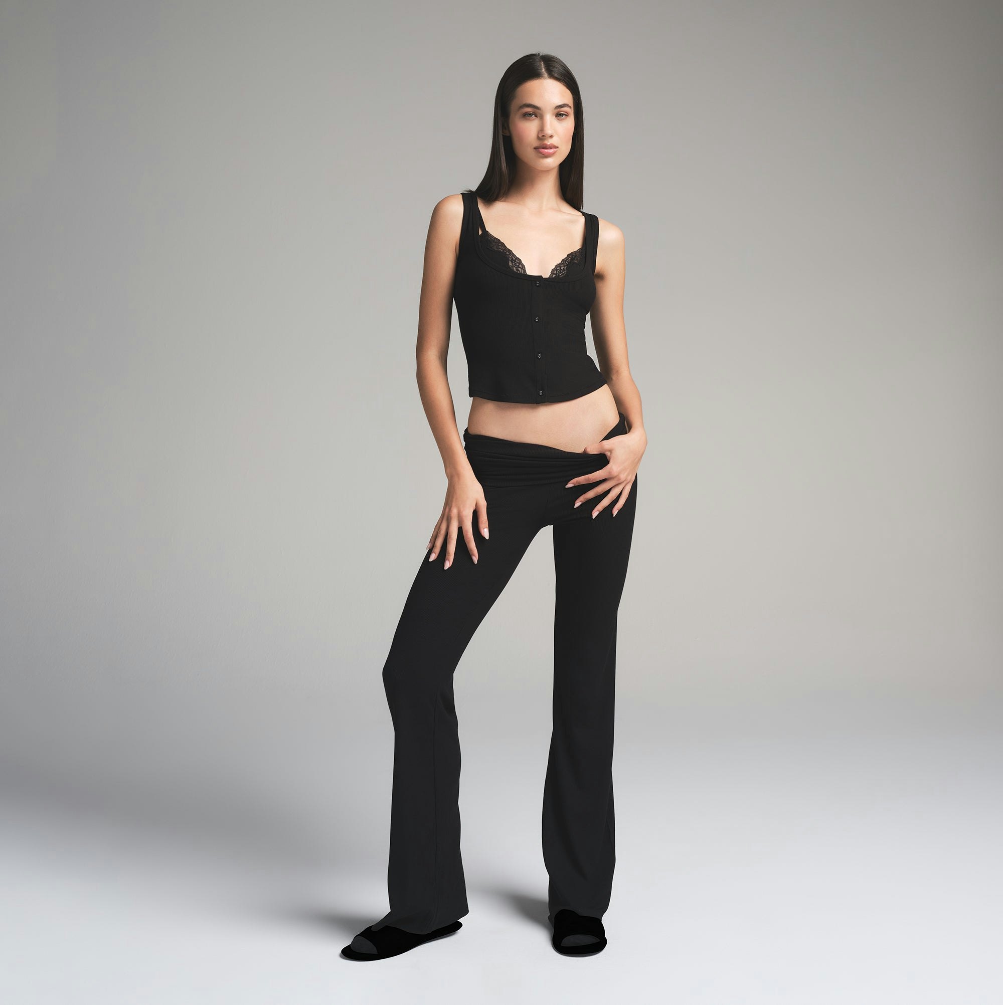 SOFT LOUNGE FOLDOVER PANT | ONYX ON A MODEL FRONT VIEW | FOCUS: 0.0, 1.0, 0.9