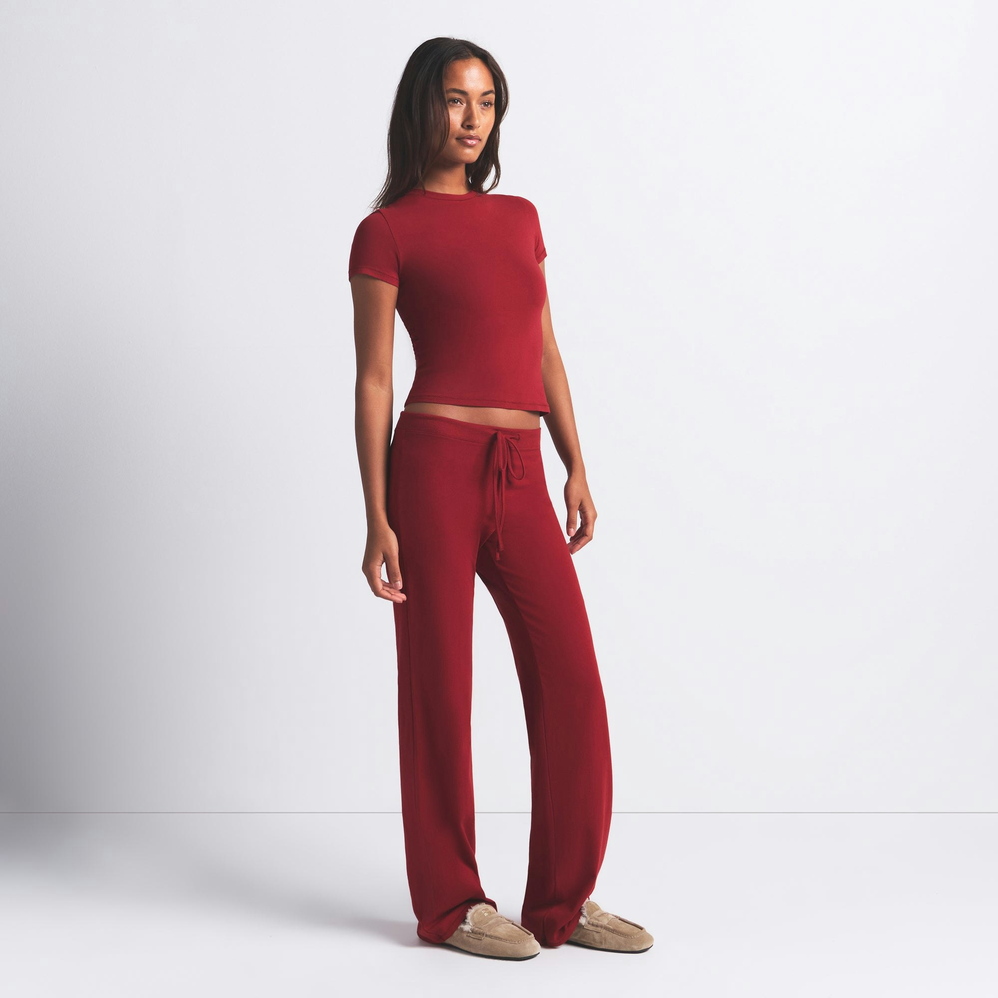 COTTON JERSEY FOLDOVER PANT | BRICK ON A MODEL FRONT VIEW @ | FOCUS: 0.0, 1.0, 0.9