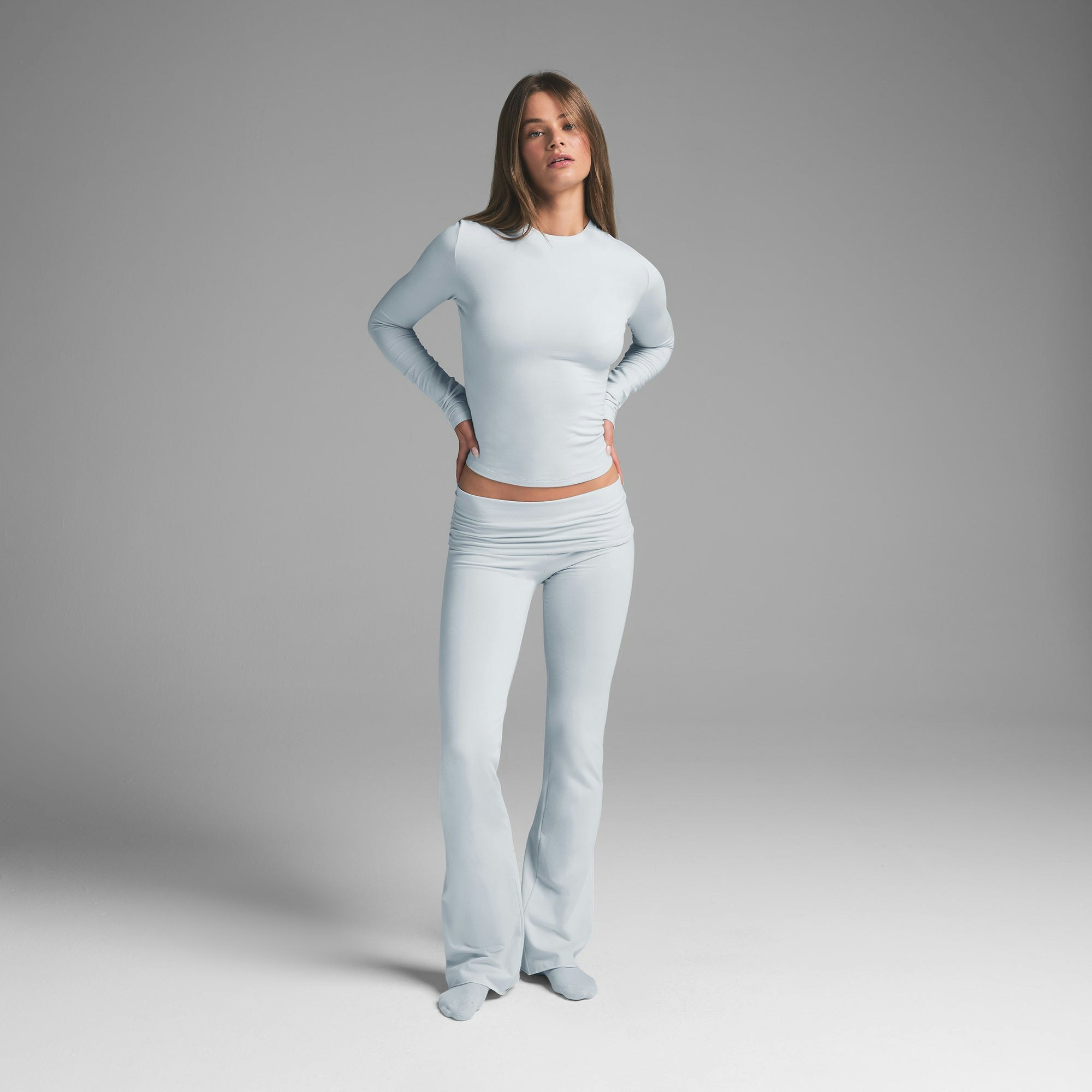 COTTON JERSEY FOLDOVER PANT | ZEN BLUE ON A MODEL FRONT VIEW | FOCUS: 0.0, 1.0, 0.9