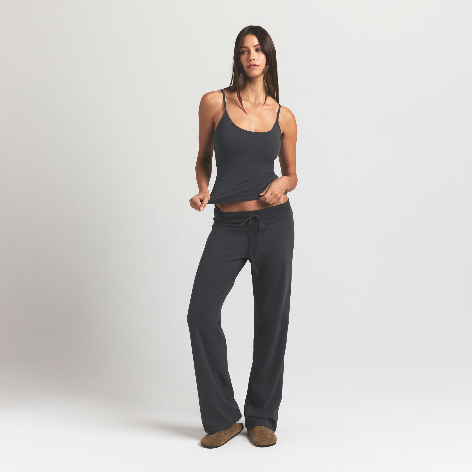 COTTON JERSEY STRAIGHT LEG PANT | ASH ON A MODEL FRONT VIEW @ | FOCUS: 0.9, 0.1, 0.7