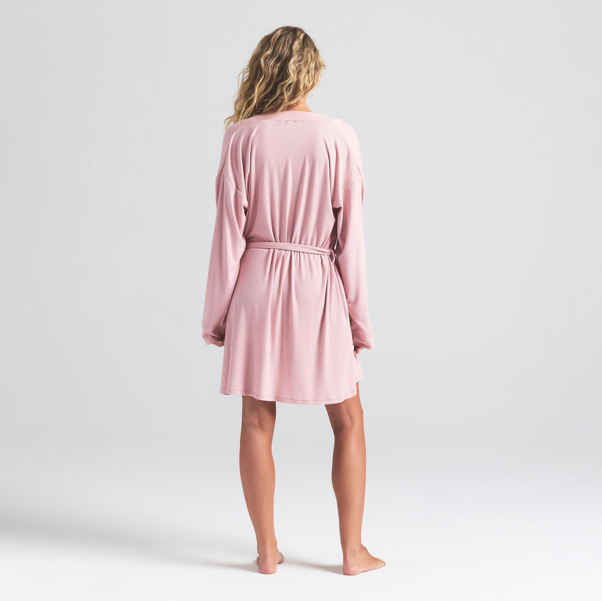 SOFT LOUNGE ROBE | MORGANITE ON A MODEL BACK VIEW | FOCUS: 0.0, 1.0, 0.9