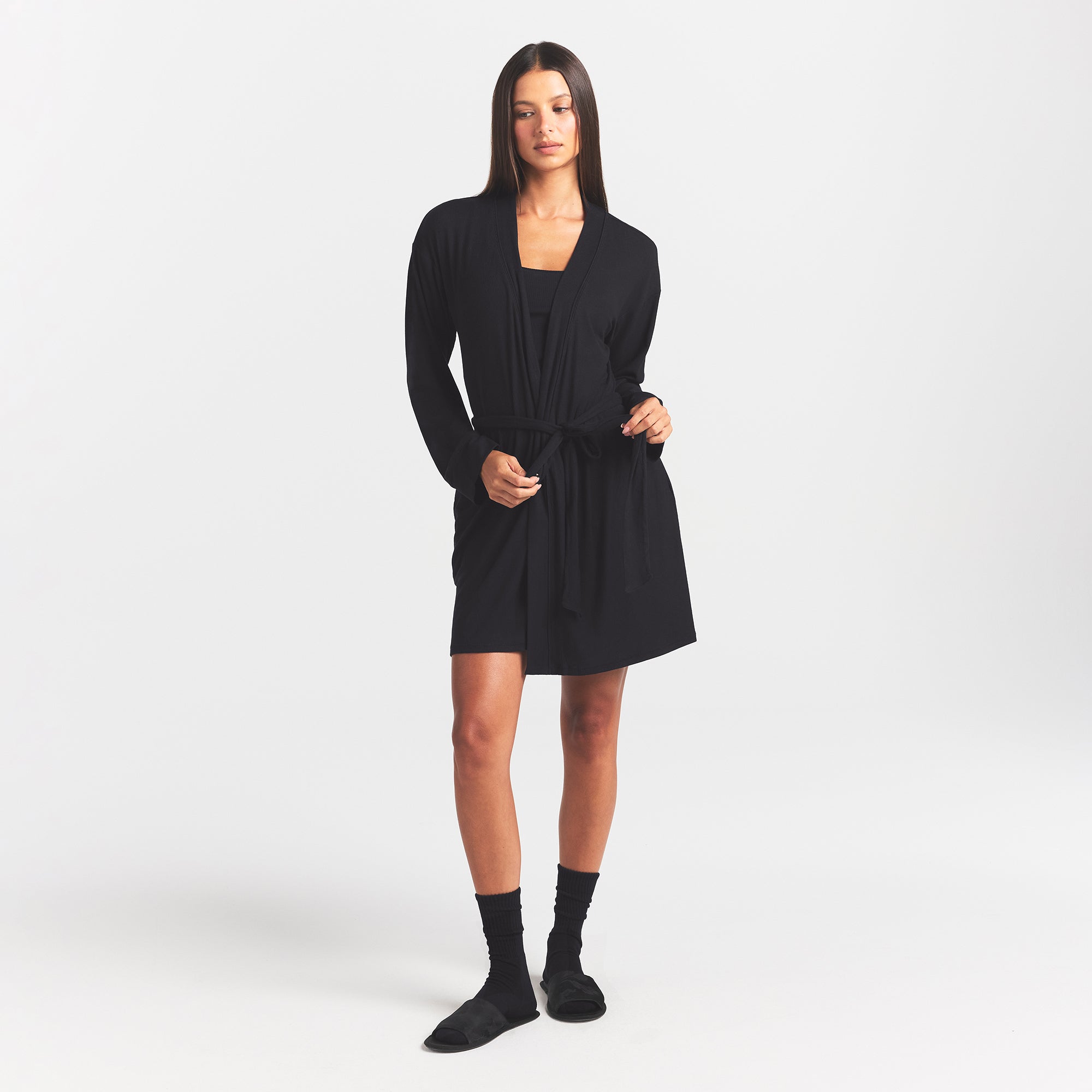 SOFT LOUNGE ROBE | ONYX ON A MODEL FRONT VIEW @ | FOCUS: 0.0, 1.0, 0.9