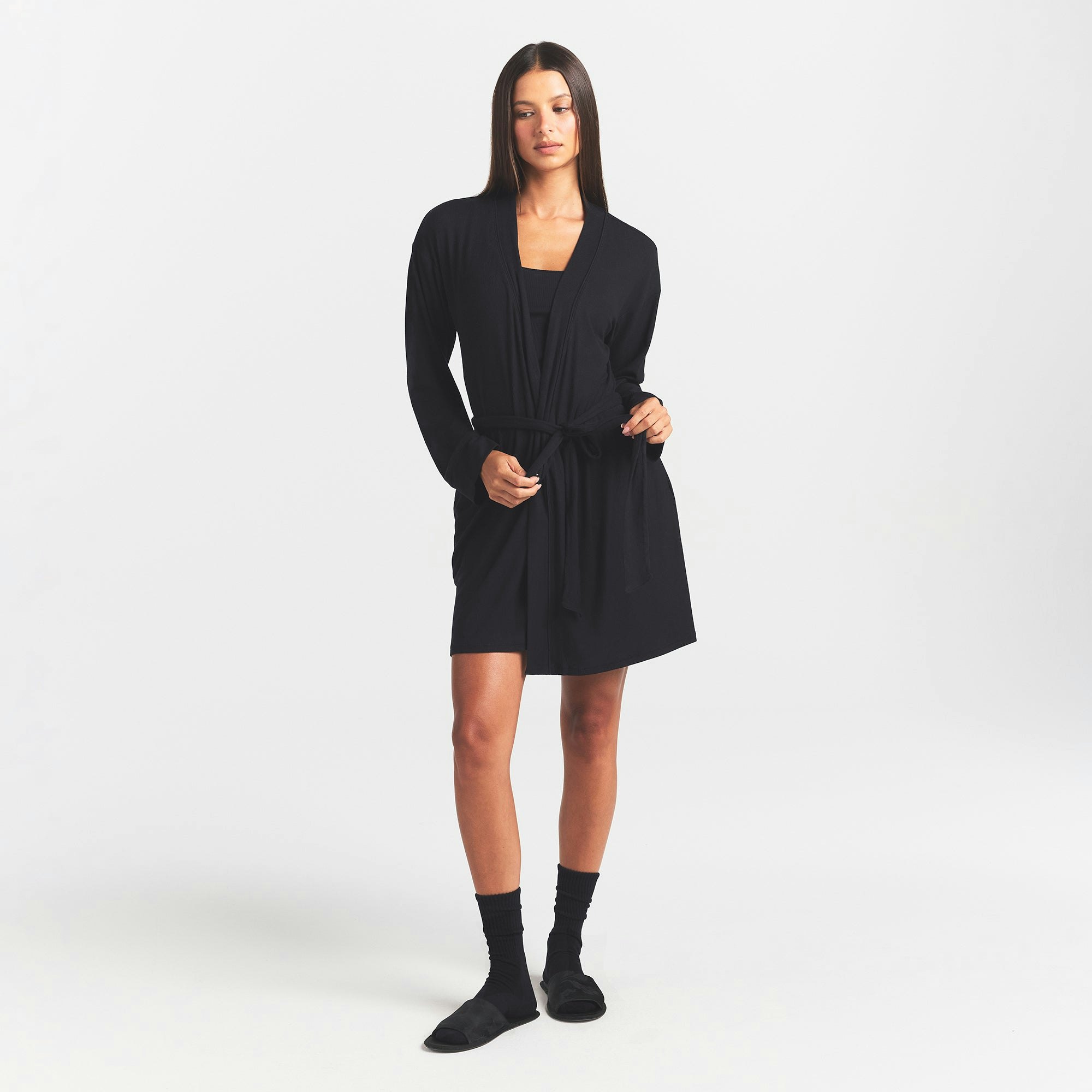 SOFT LOUNGE ROBE | ONYX ON A MODEL FRONT VIEW @ | FOCUS: 0.0, 1.0, 0.9