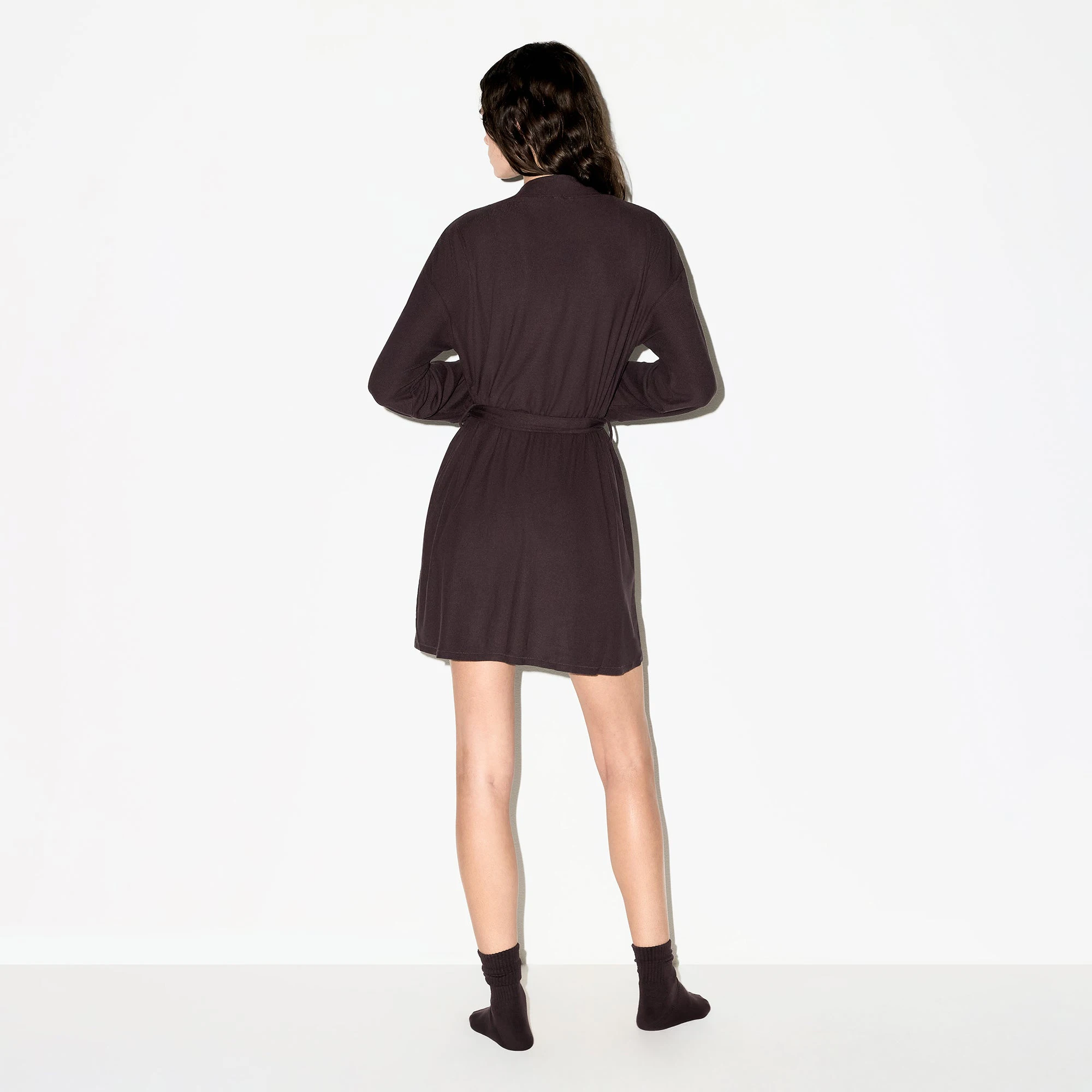 SOFT LOUNGE ROBE | PHOENIX ON A MODEL BACK VIEW @ | FOCUS: 0.0, 1.0, 0.9