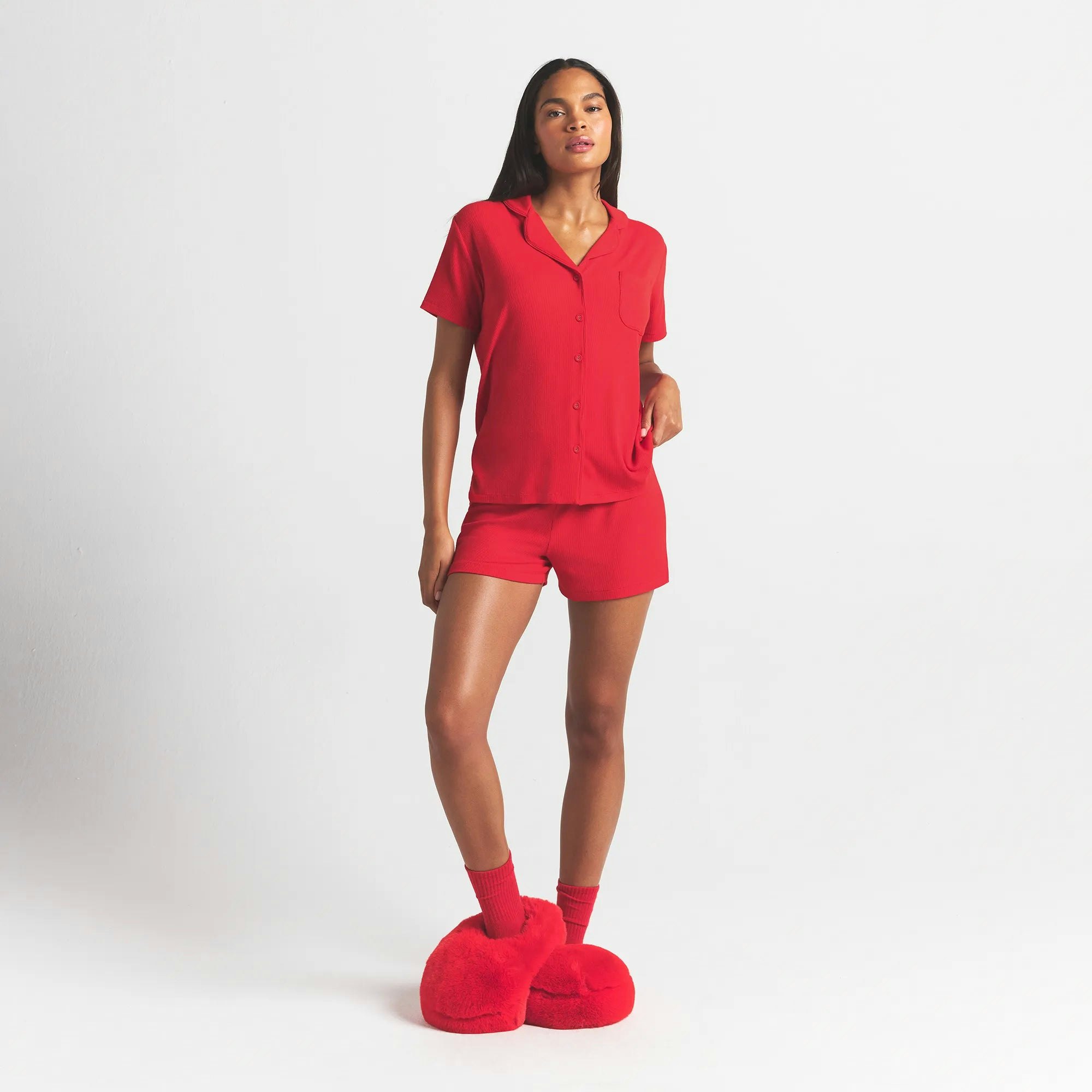 SOFT LOUNGE SHORT SLEEP SET | CHERRY ON A MODEL FRONT VIEW @ | FOCUS: 0.0, 1.0, 0.9