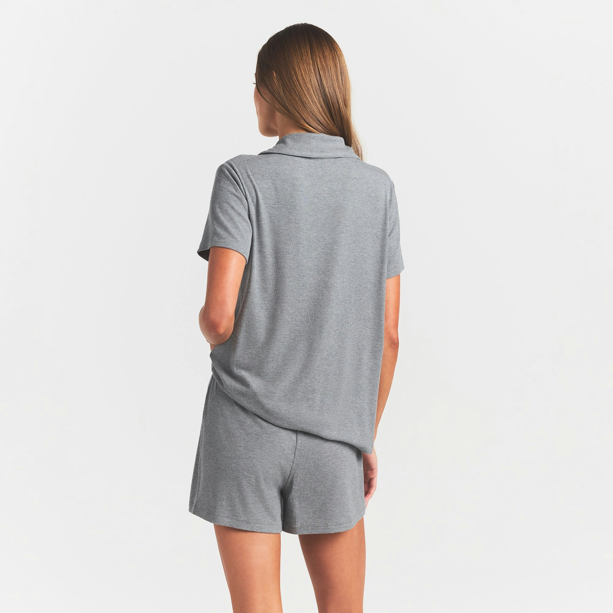 SOFT LOUNGE SHORT SLEEP SET | HEATHER GREY ON A MODEL BACK VIEW @ | FOCUS: 0.0, 1.0, 0.9
