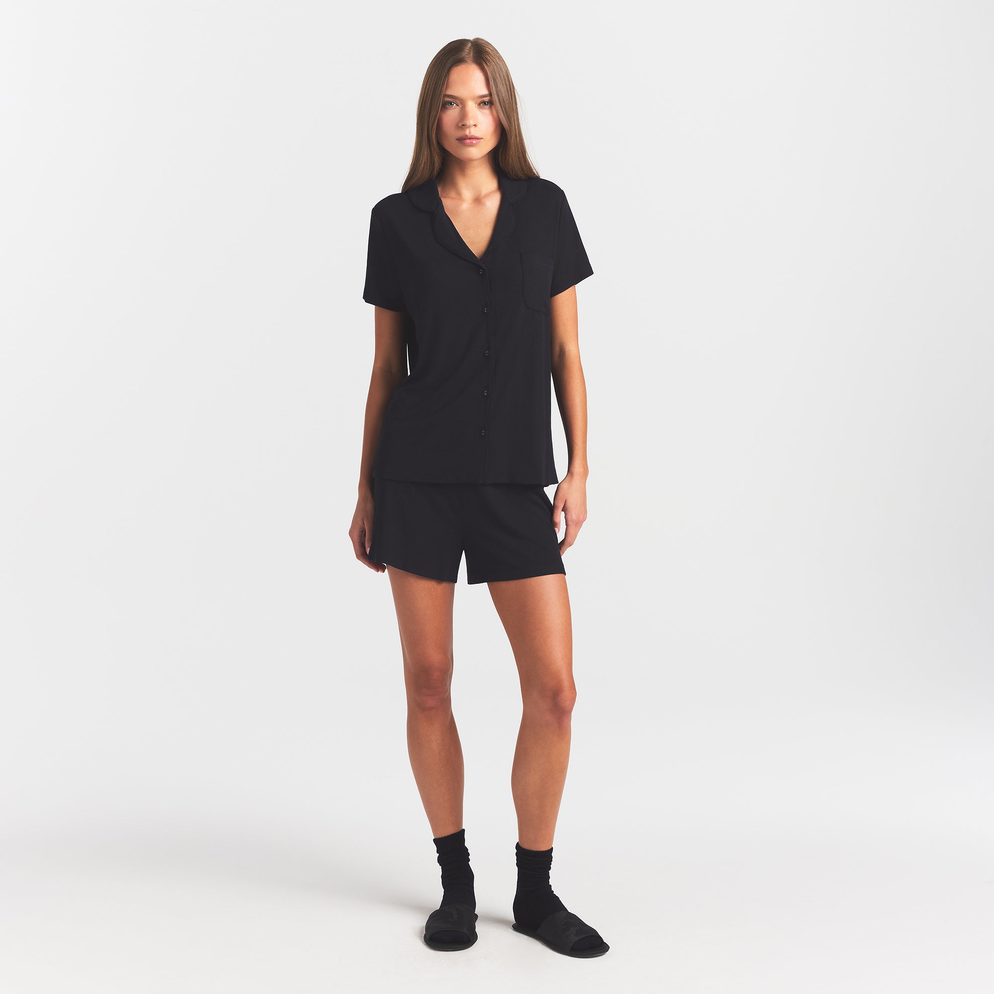 SOFT LOUNGE SHORT SLEEP SET | ONYX ON A MODEL FRONT VIEW @ | FOCUS: 0.0, 1.0, 0.9