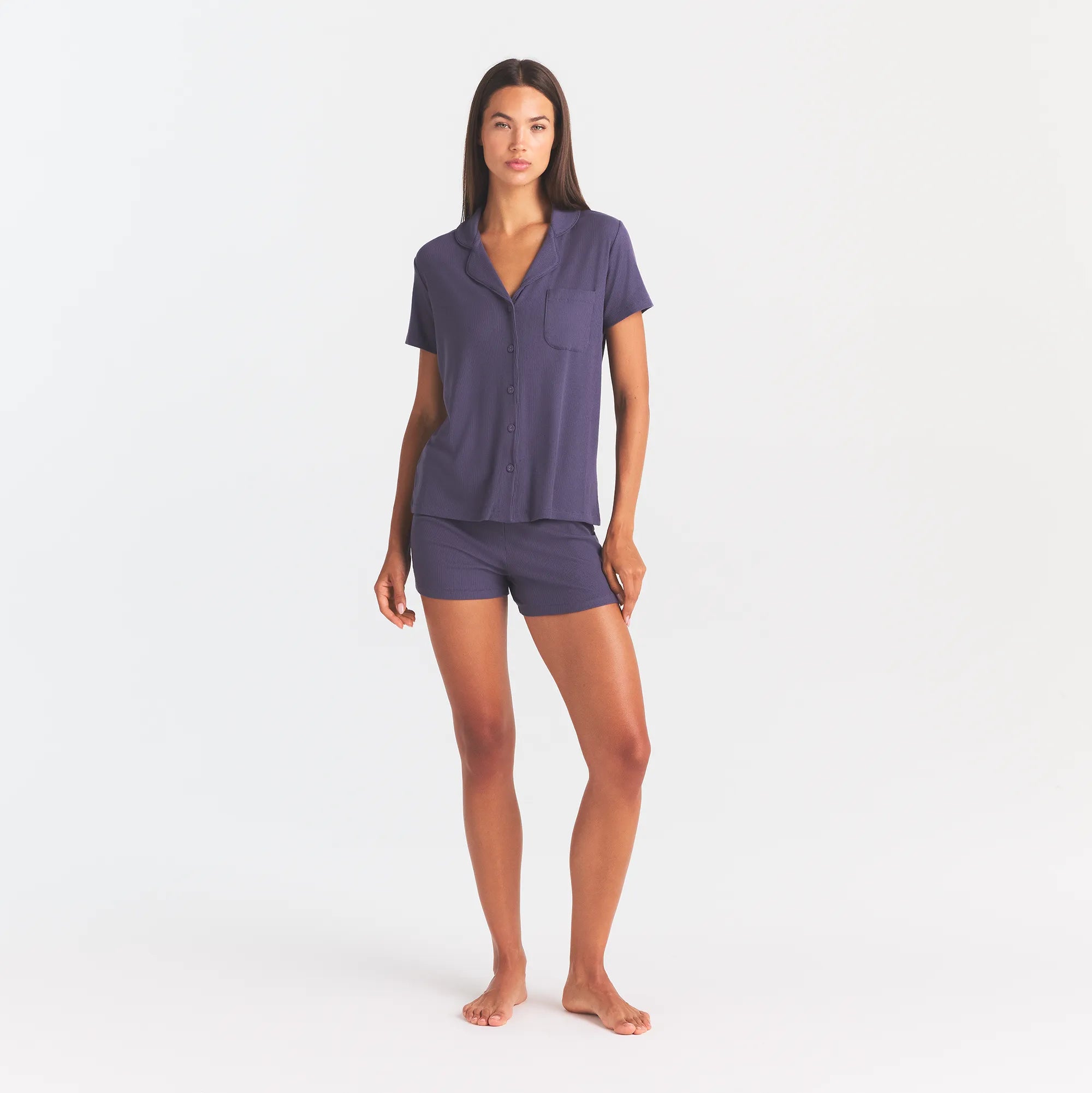 SOFT LOUNGE SHORT SLEEP SET | SLEET ON A MODEL FRONT VIEW@ | FOCUS: 0.0, 1.0, 0.9