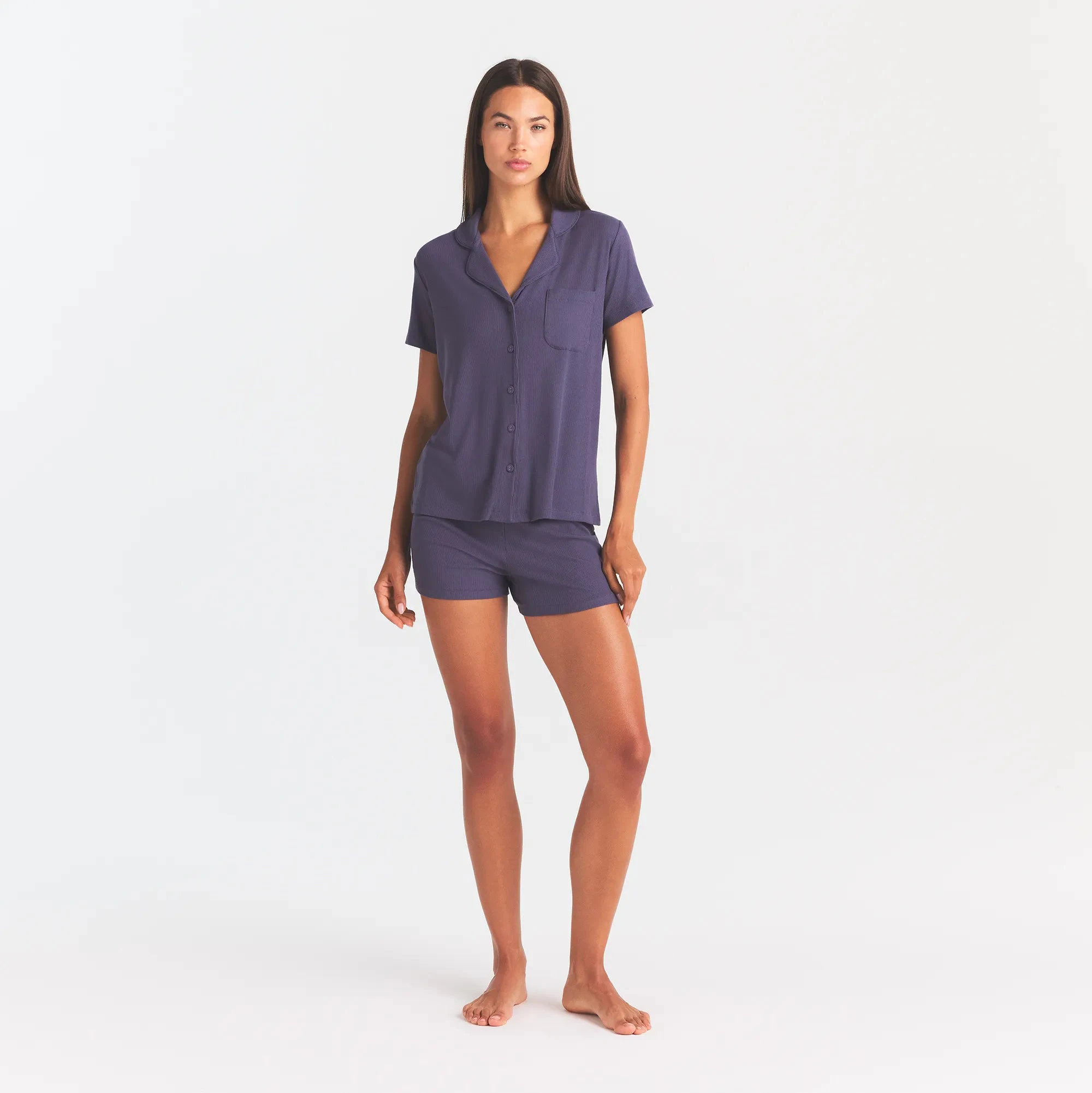 SOFT LOUNGE SHORT SLEEP SET | SLEET ON A MODEL FRONT VIEW@ | FOCUS: 0.0, 1.0, 0.9