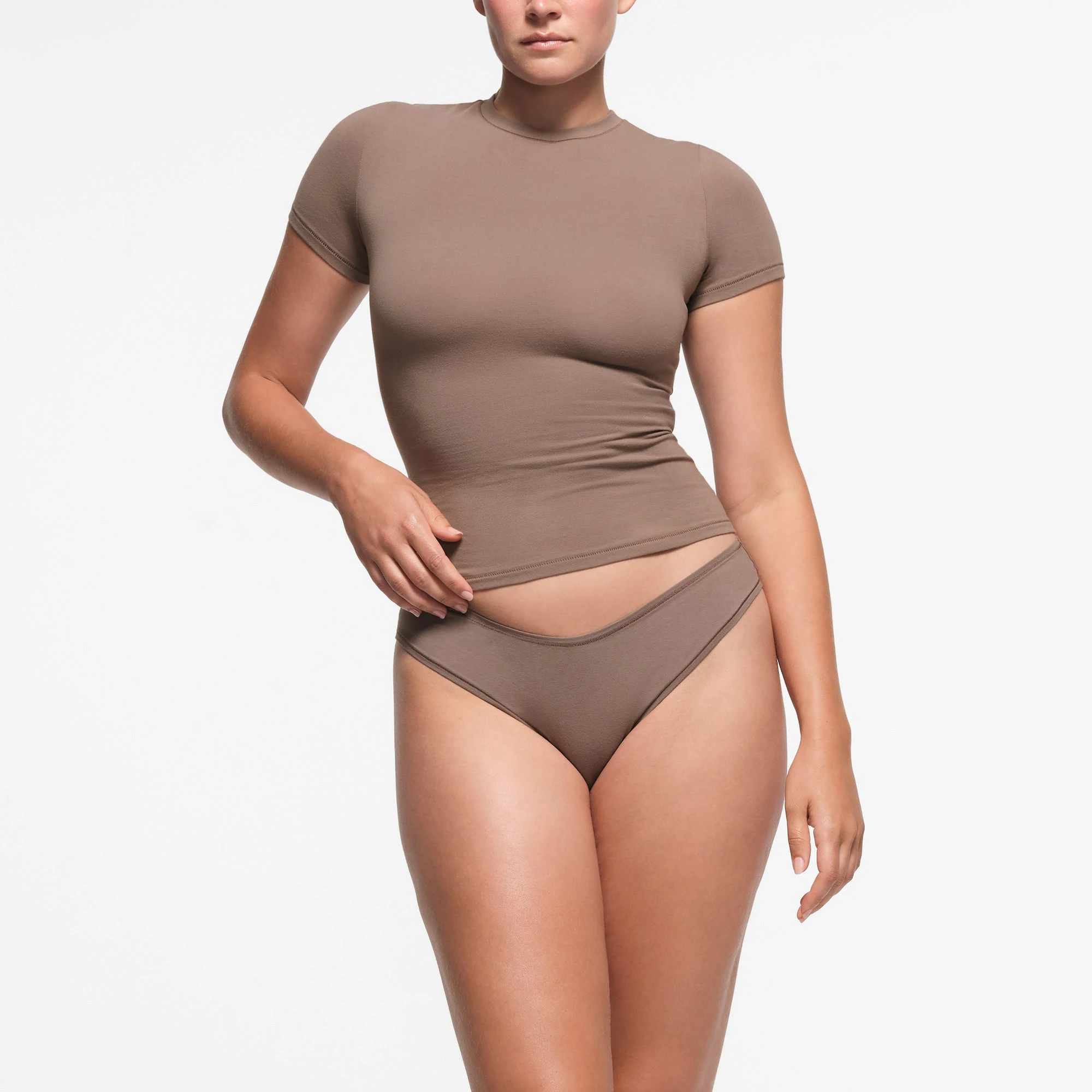 COTTON JERSEY T-SHIRT | TRUFFLE ON A MODEL FRONT VIEW