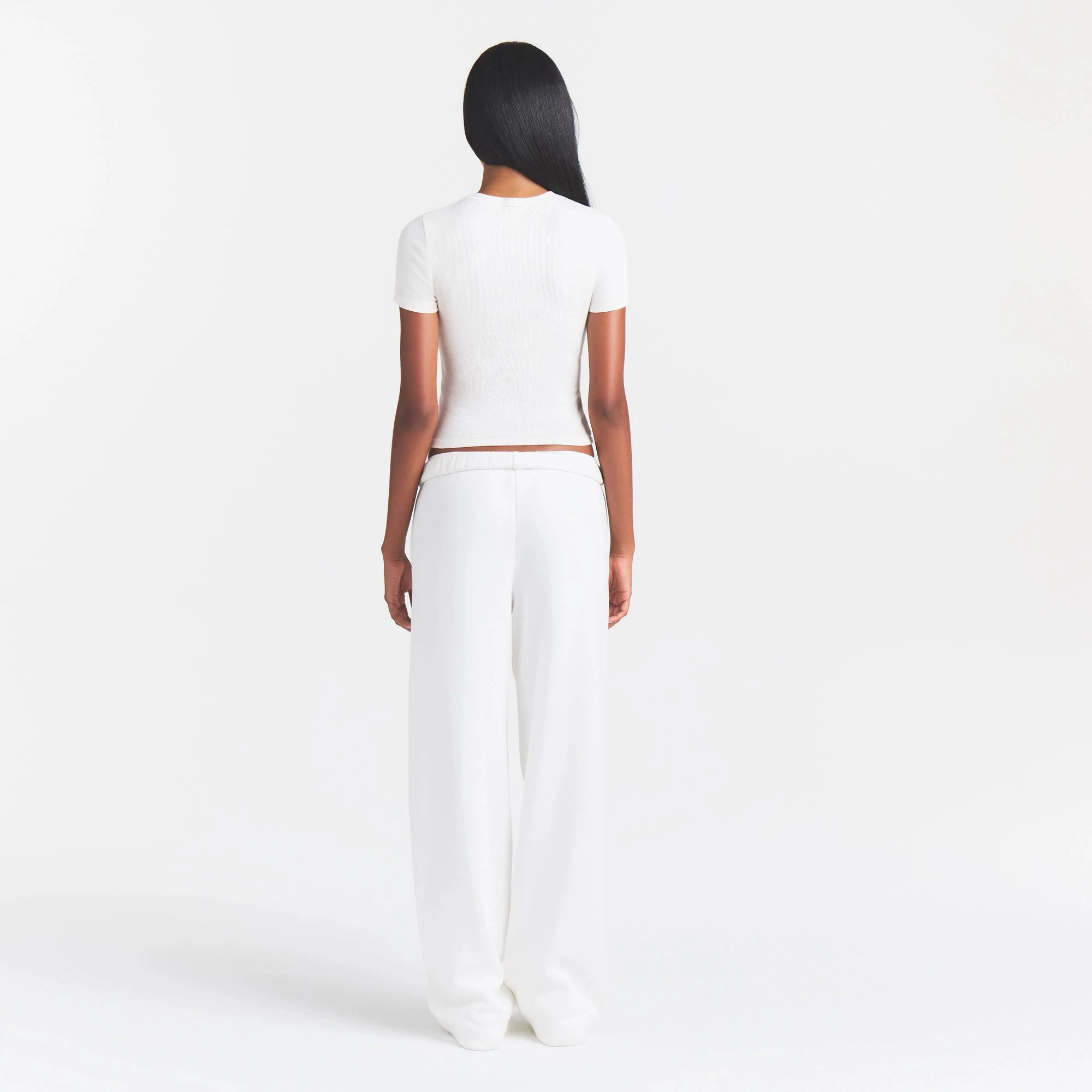 COTTON RIB T-SHIRT | MARBLE ON A MODEL FRONT VIEW @ | FOCUS: 0.0, 1.0, 0.9