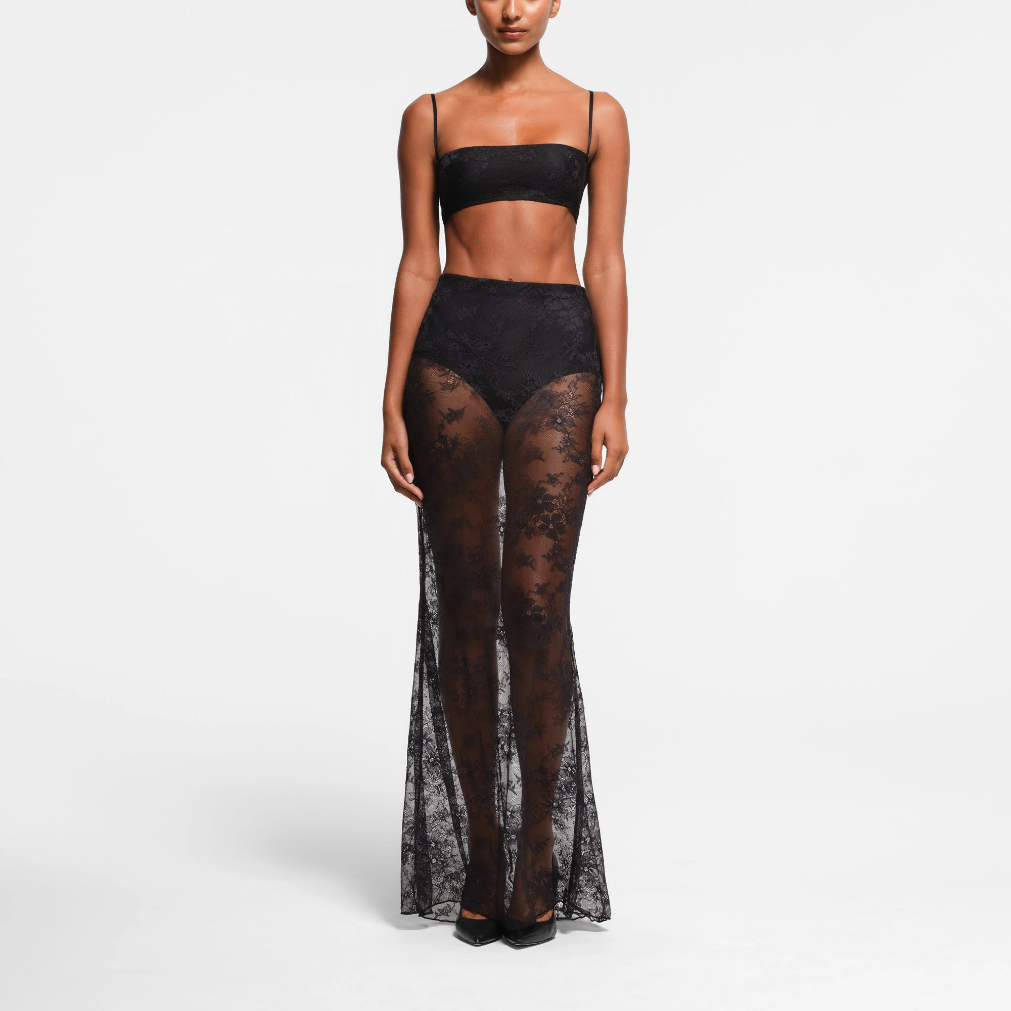 ULTRA FINE LACE BANDEAU | ONYX ON A MODEL FRONT VIEW