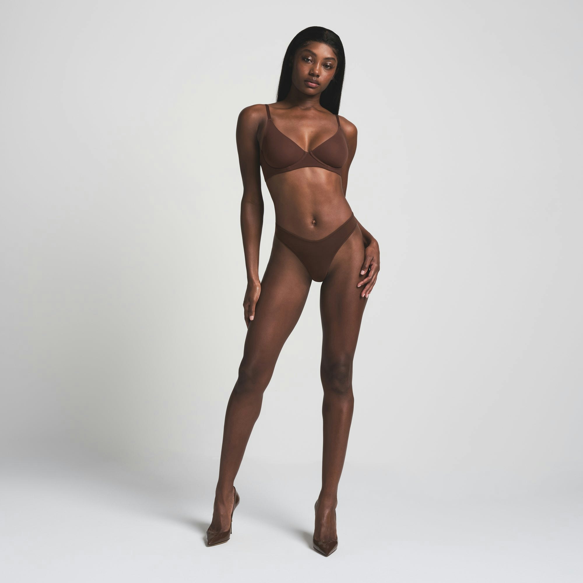 FITS EVERYBODY UNLINED DEMI BRA | COCOA ON A MODEL FRONT VIEW | FOCUS: 0.0, 1.0, 0.9