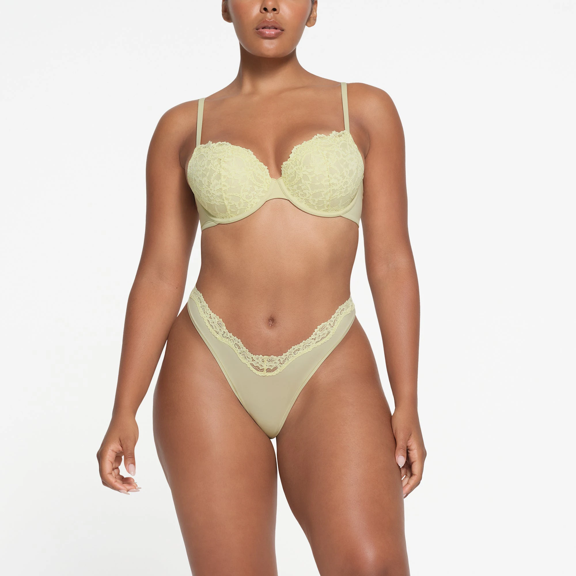 FITS EVERYBODY LACE PUSH-UP BRA | SAGE ON A MODEL FRONT VIEW