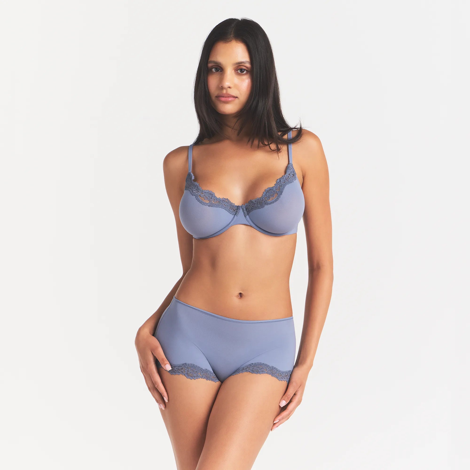 FITS EVERYBODY LACE UNLINED SCOOP BRA | SLATE TONAL & LAYS FLAT ON A WHITE BACKGROUND | FLT