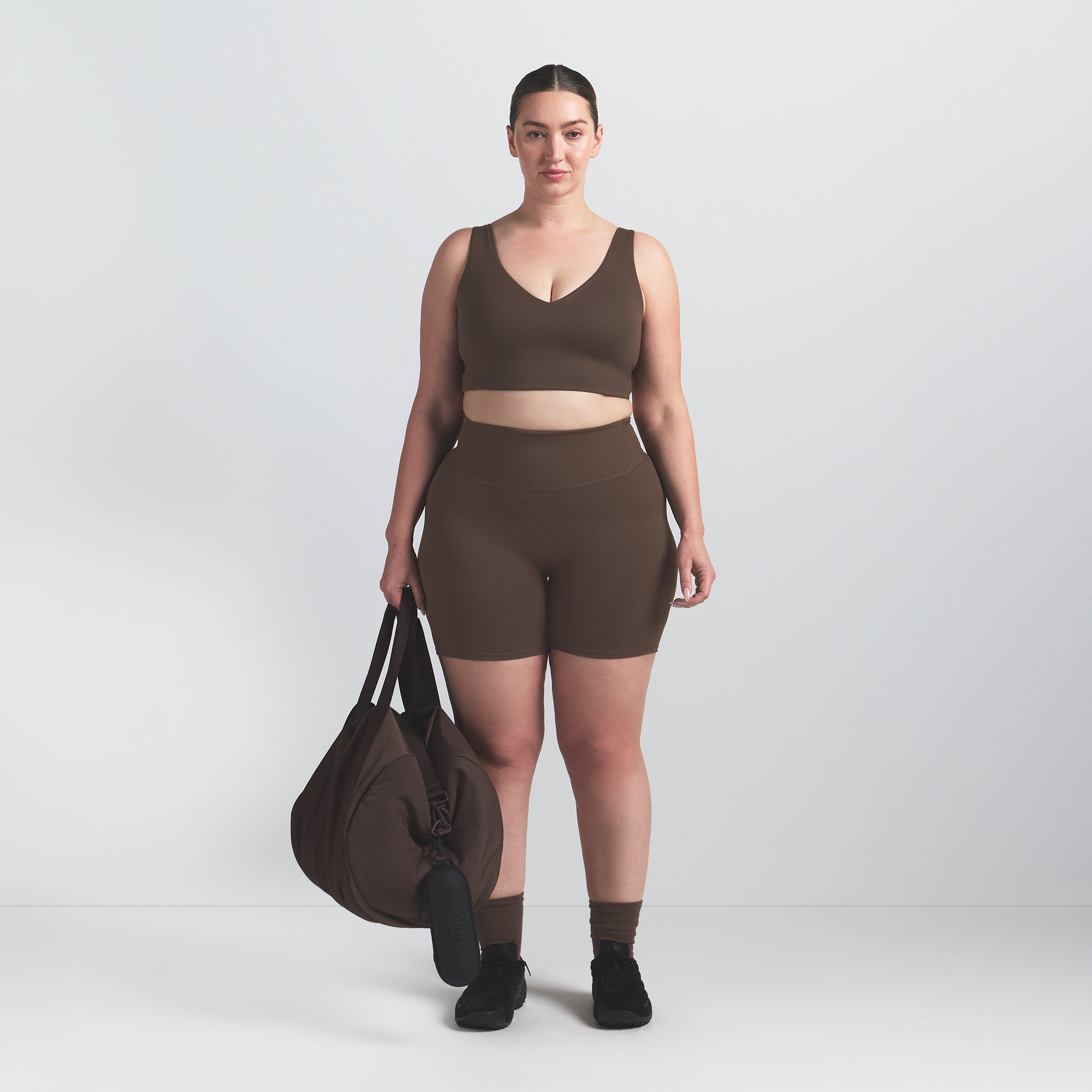 NikeSKIMS MATTE V-NECK BRA TOP | DARK SEPIA | SKIMS