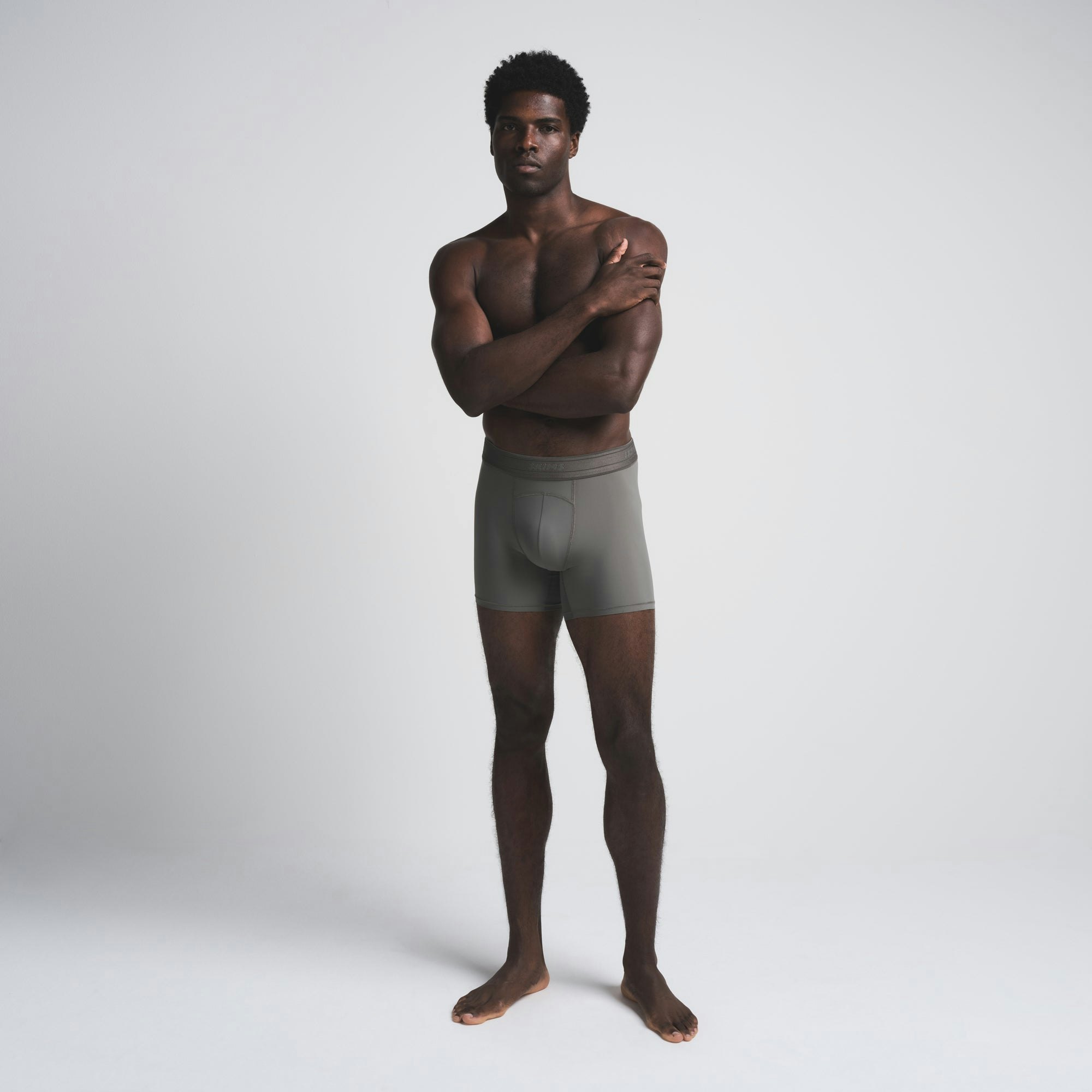 SKIMS SPORT MENS 5" BOXER BRIEF 3-PACK | AMETHYST MULTI (MENS BOXERS) ON A MODEL FRONT VIEW