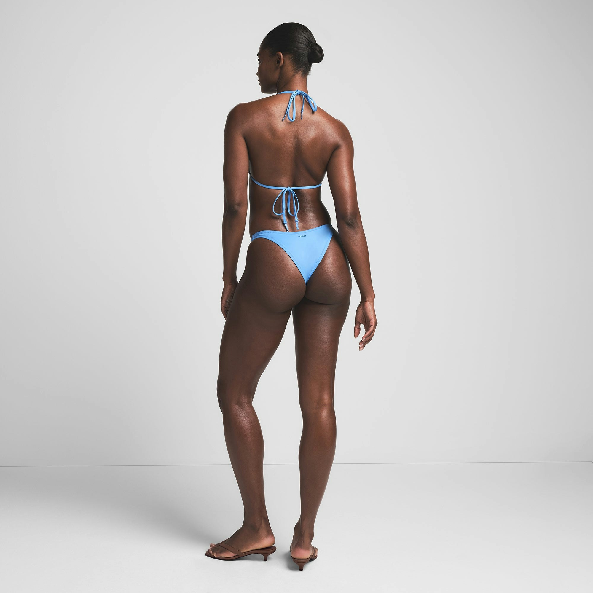 SIGNATURE SWIM TANGA BIKINI BOTTOM | TIDE ON A MODEL BACK VIEW | FOCUS: 0.0, 1.0, 0.9