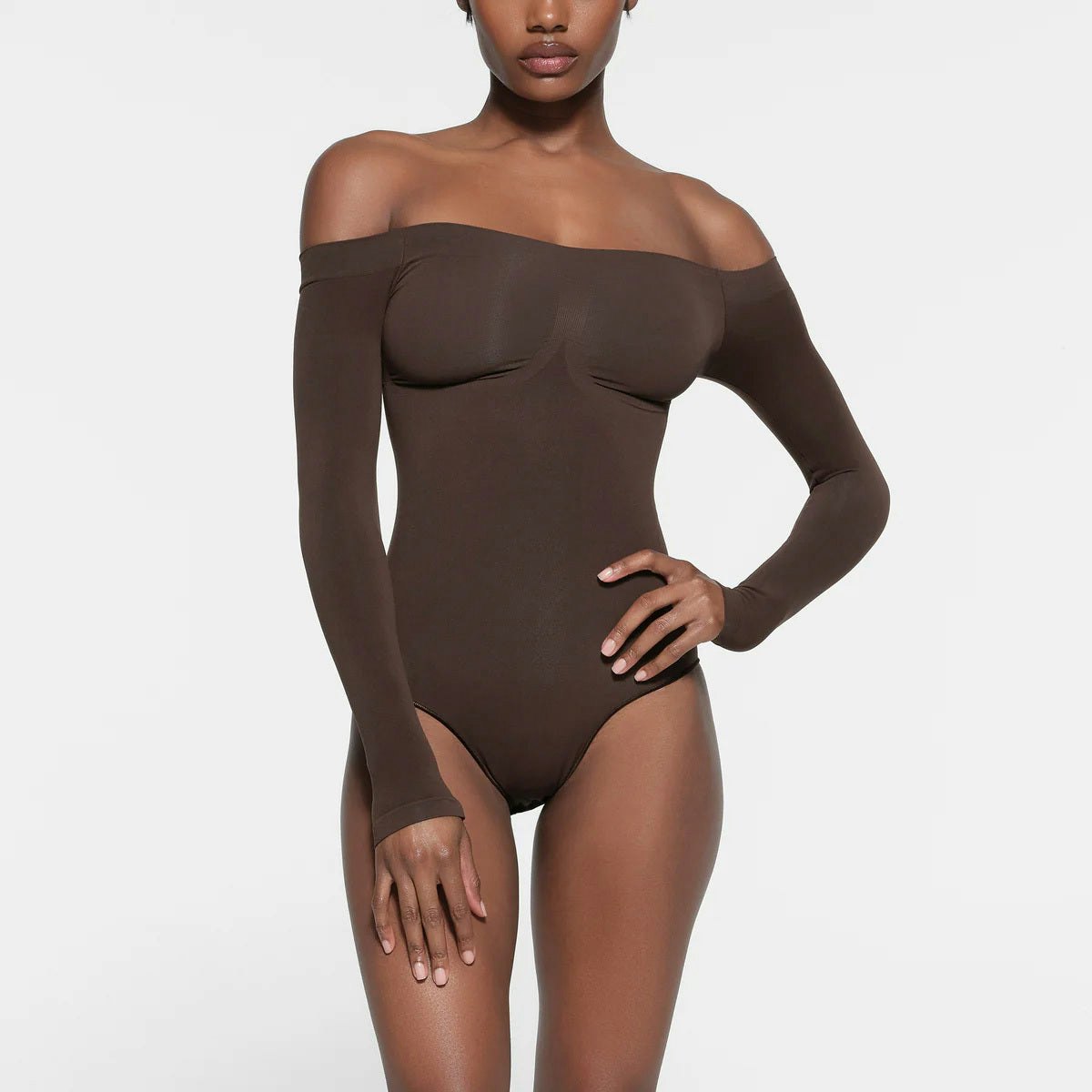 SEAMLESS SCULPT OFF THE SHOULDER BRIEF BODYSUIT | ESPRESSO ON A MODEL FRONT VIEW