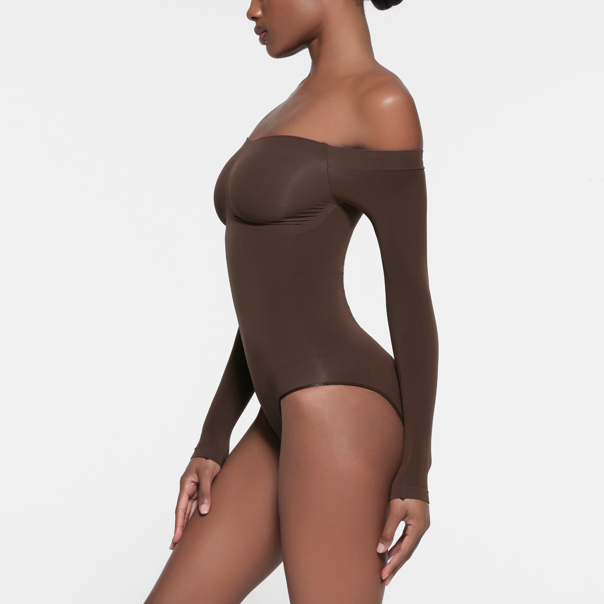 スーパーセール 半額タイムセール SEAMLESS SCULPT ESPRESSO | BODYSUIT BRIEF SHOULDER THE OFF トップス
