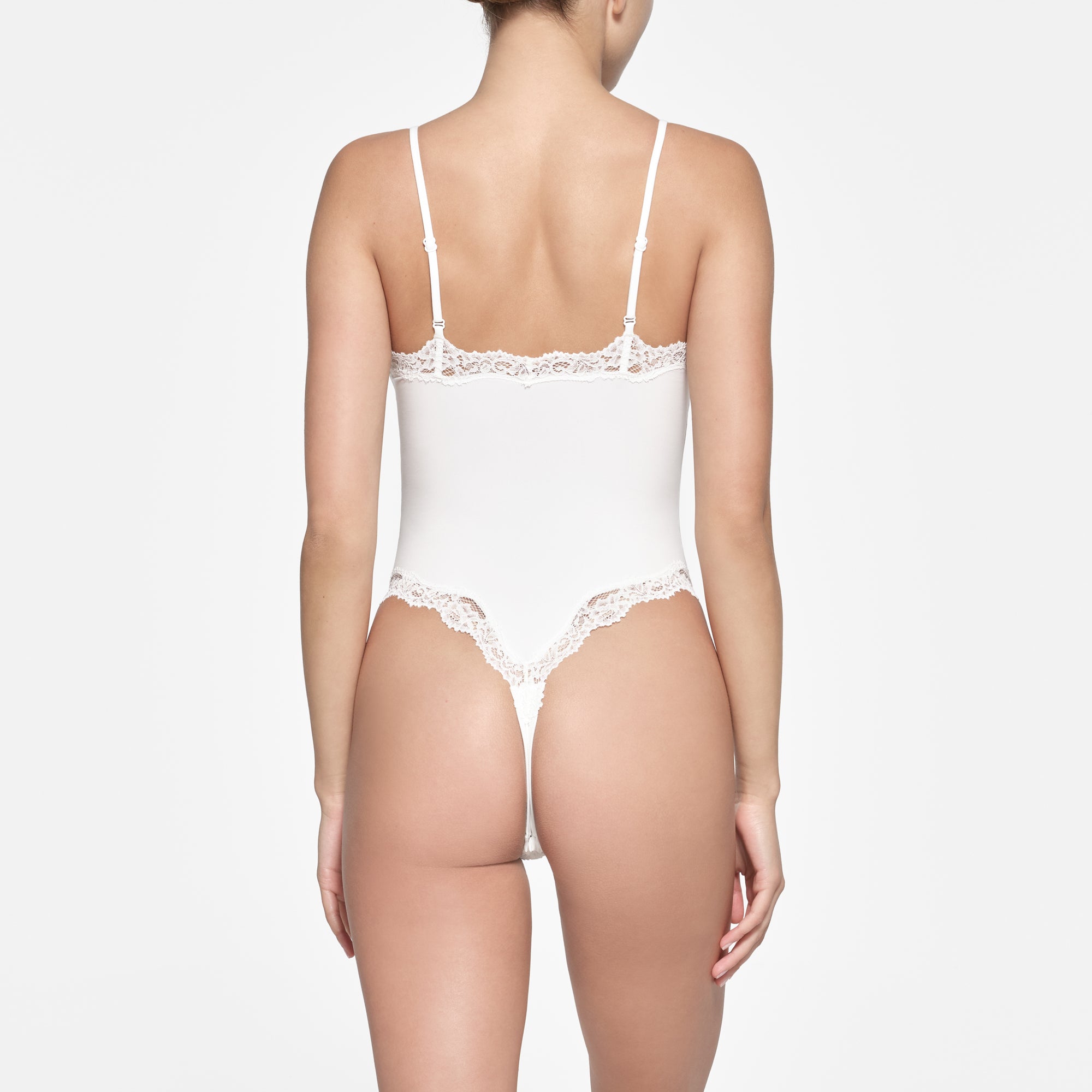 FITS EVERYBODY LACE CAMI BODYSUIT | MARBLE