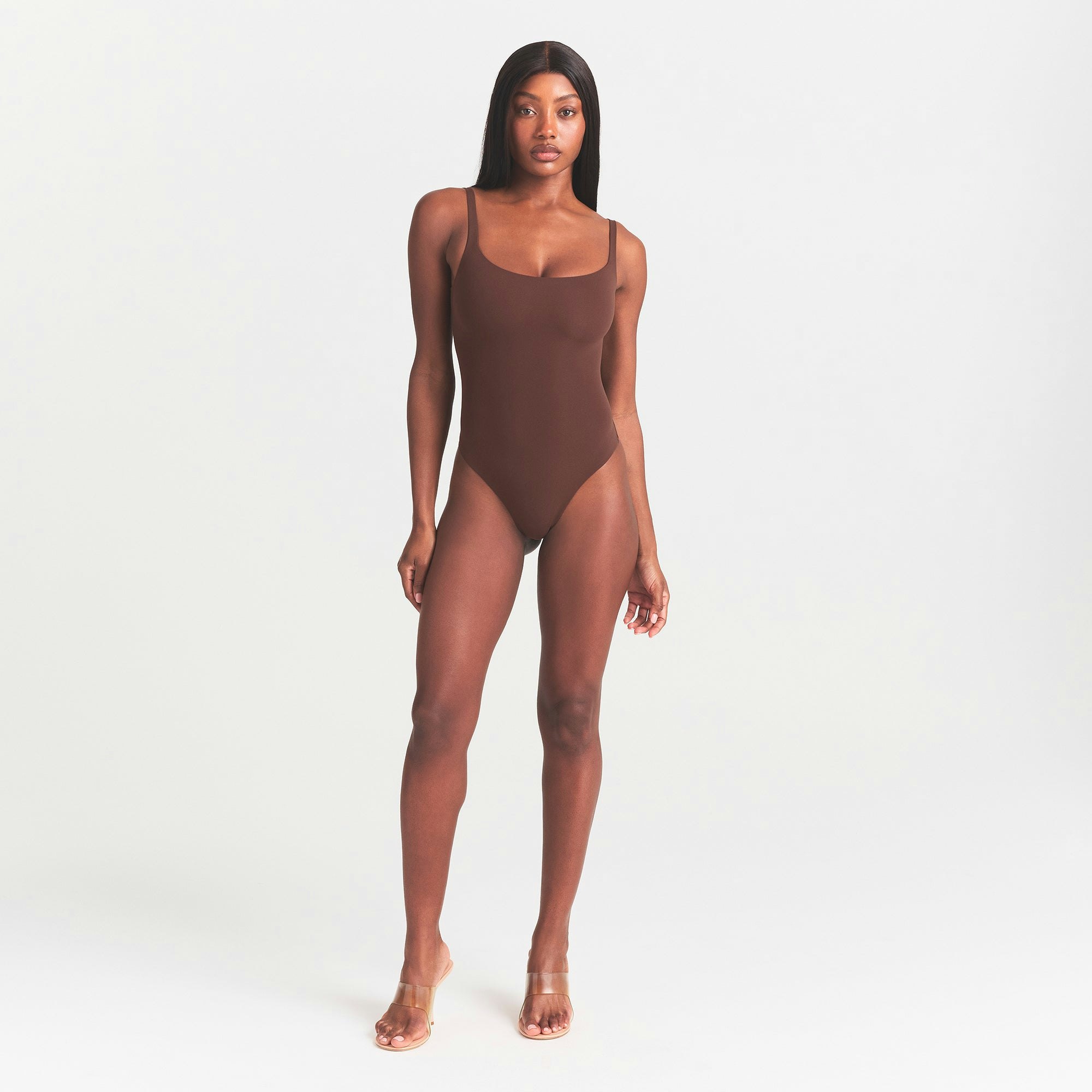 FITS EVERYBODY SQUARE NECK BODYSUIT | COCOA ON A MODEL FRONT VIEW @ | FOCUS: 0.0, 1.0, 0.9