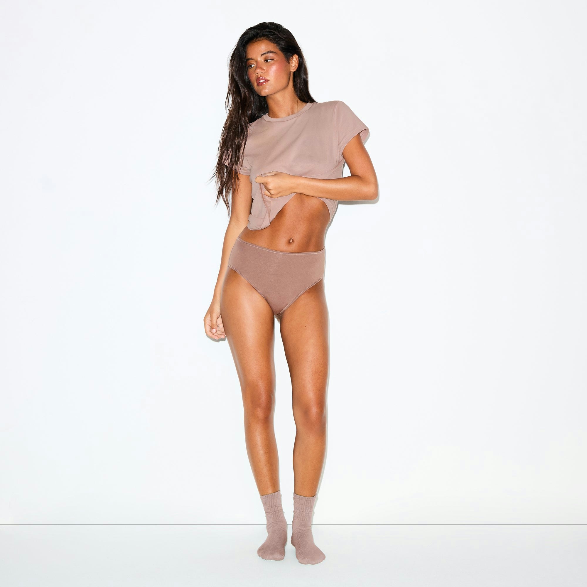 PERIOD PANTIES BRIEF | UMBER ON A MODEL FRONT VIEW @ | FOCUS: 0.0, 1.0, 0.9