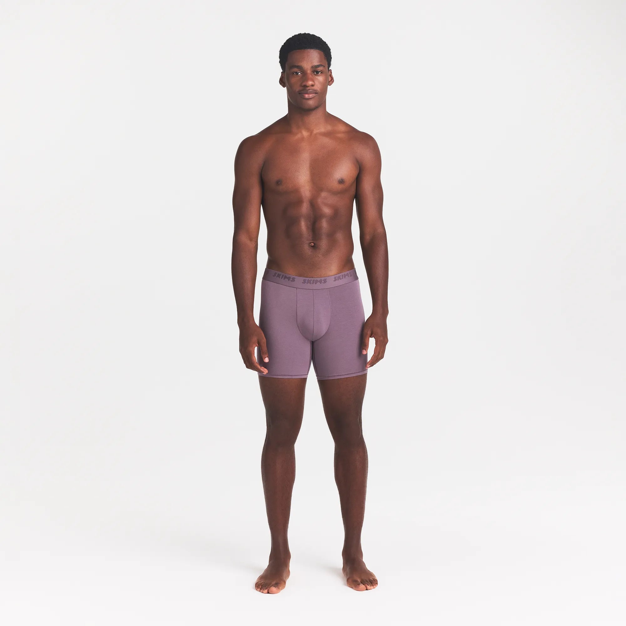 SKIMS STRETCH MENS 5" BOXER BRIEF | IRIS ON A MODEL FRONT VIEW @ | FOCUS: 0.0, 1.0, 0.9