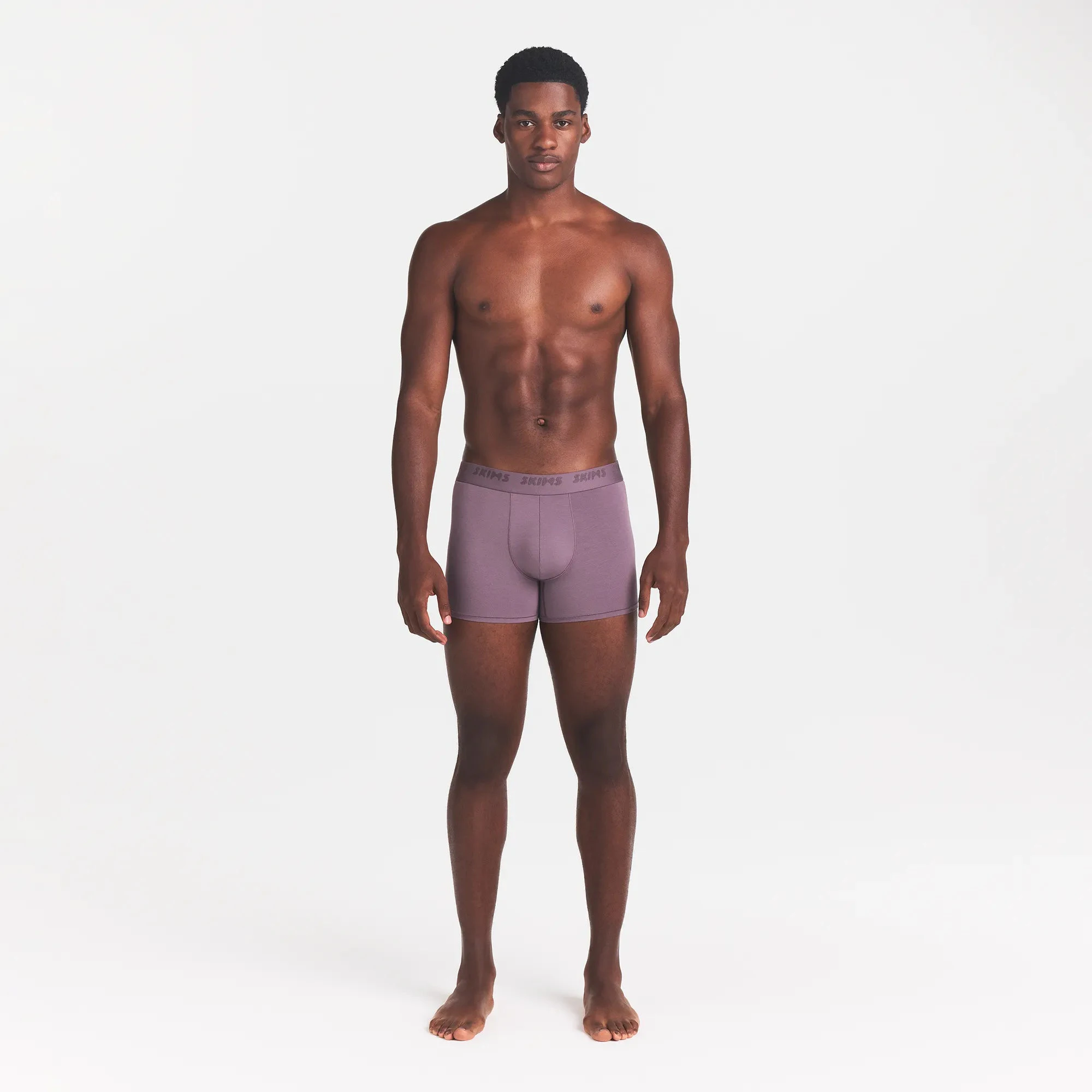 SKIMS STRETCH MENS 3" BOXER BRIEF 3-PACK | IRIS HEATHER MULTI ON A MODEL FRONT VIEW | FR