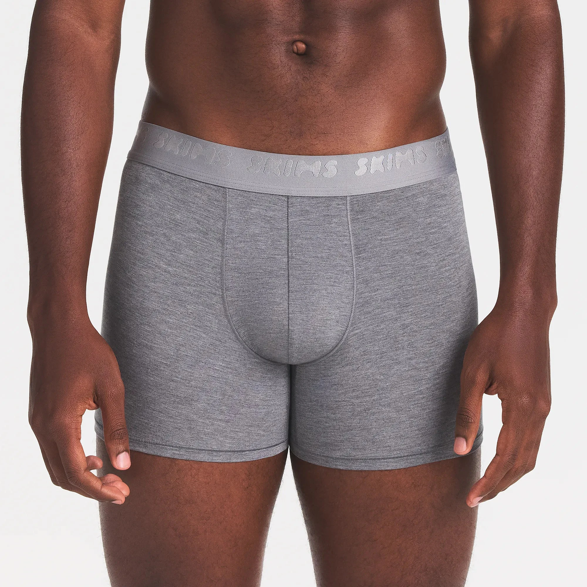 SKIMS STRETCH MENS 3" BOXER BRIEF 3-PACK | IRIS HEATHER MULTI ON A MODEL FRONT VIEW | FR