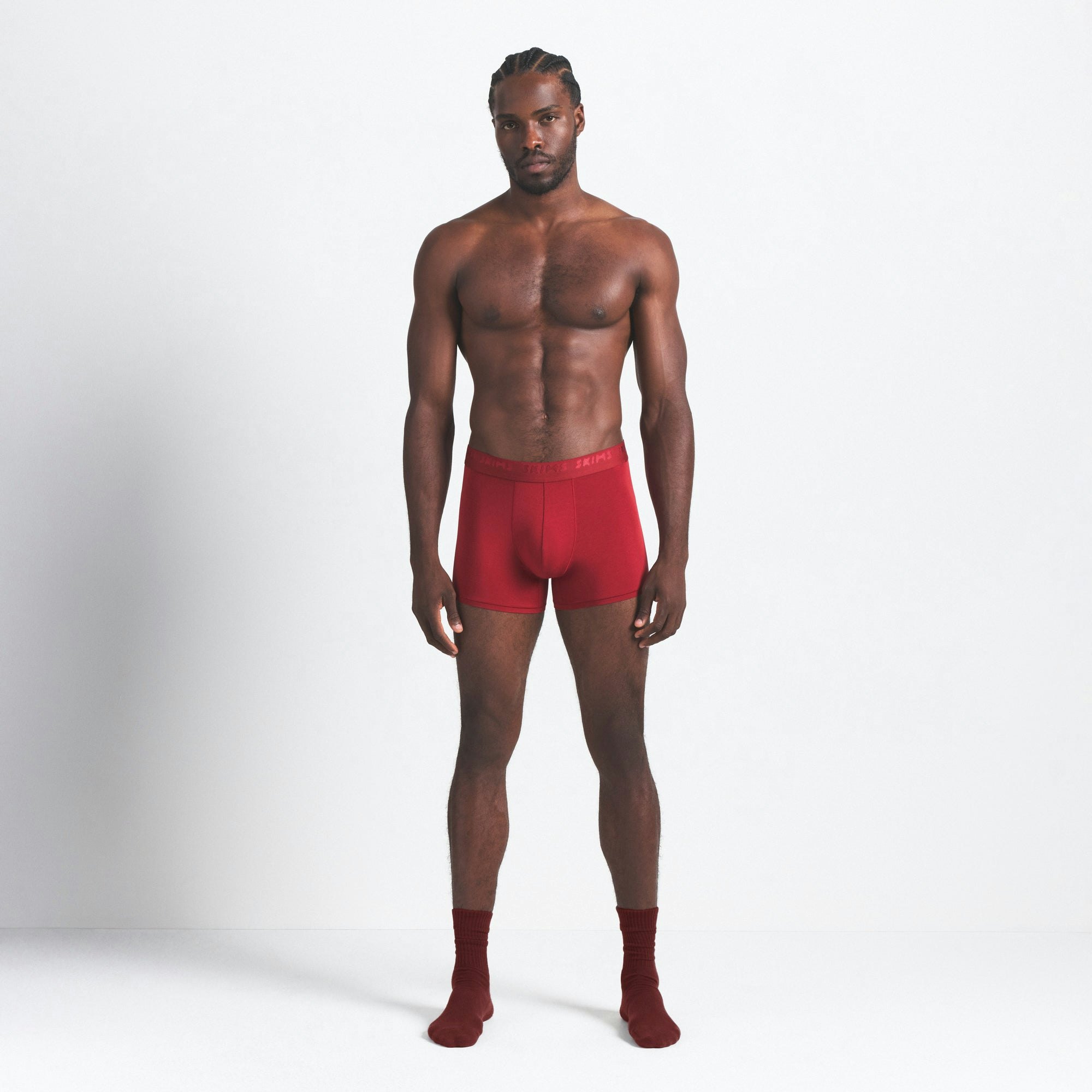 SKIMS STRETCH MENS 3" BOXER BRIEF 3-PACK | WOOD MULTI ON A MODEL FRONT VIEW @ | FOCUS: 0.0, 1.0, 0.9