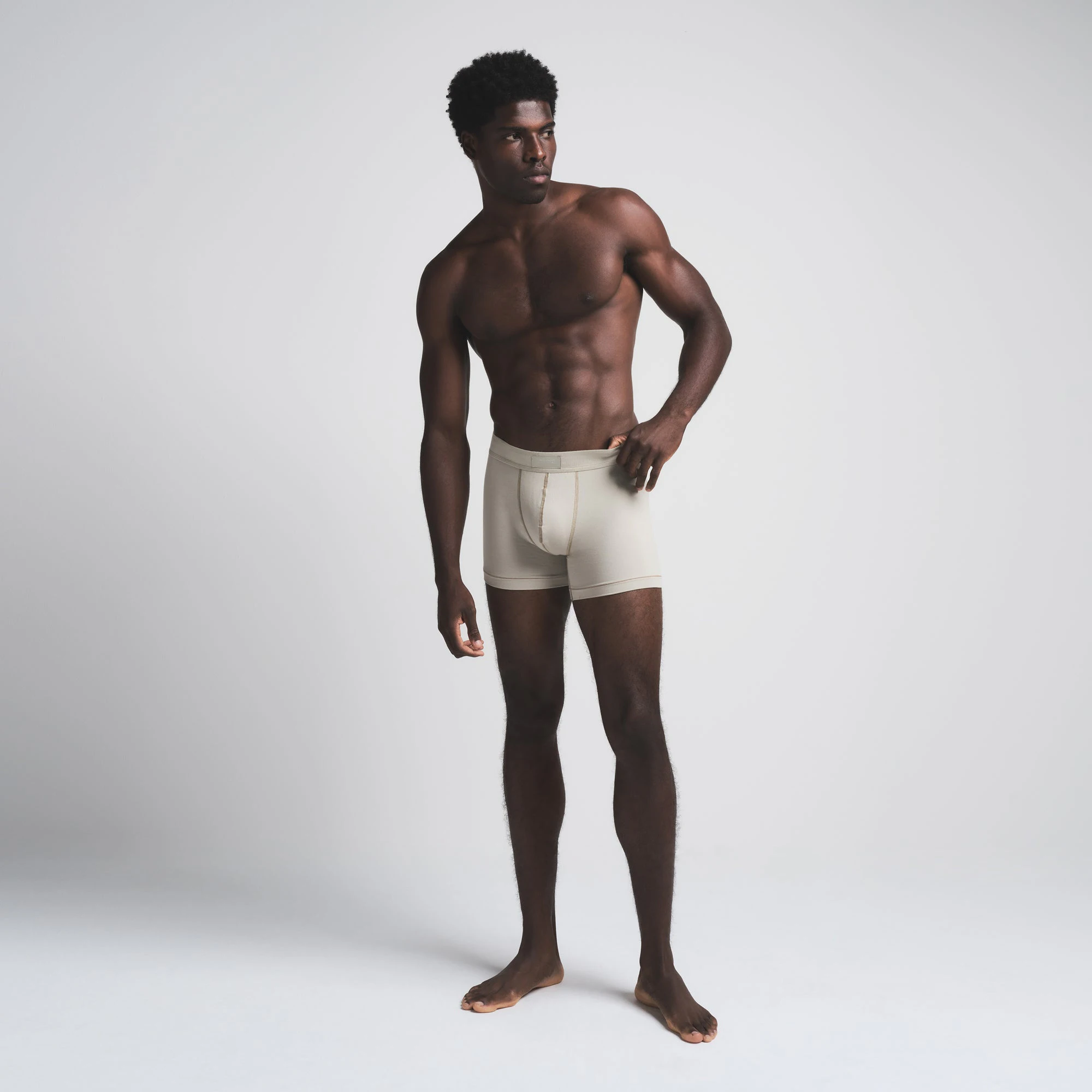 SKIMS COTTON MENS 3" BOXER BRIEF 3-PACK | AGATE MULTI ON A MODEL FRONT VIEW 