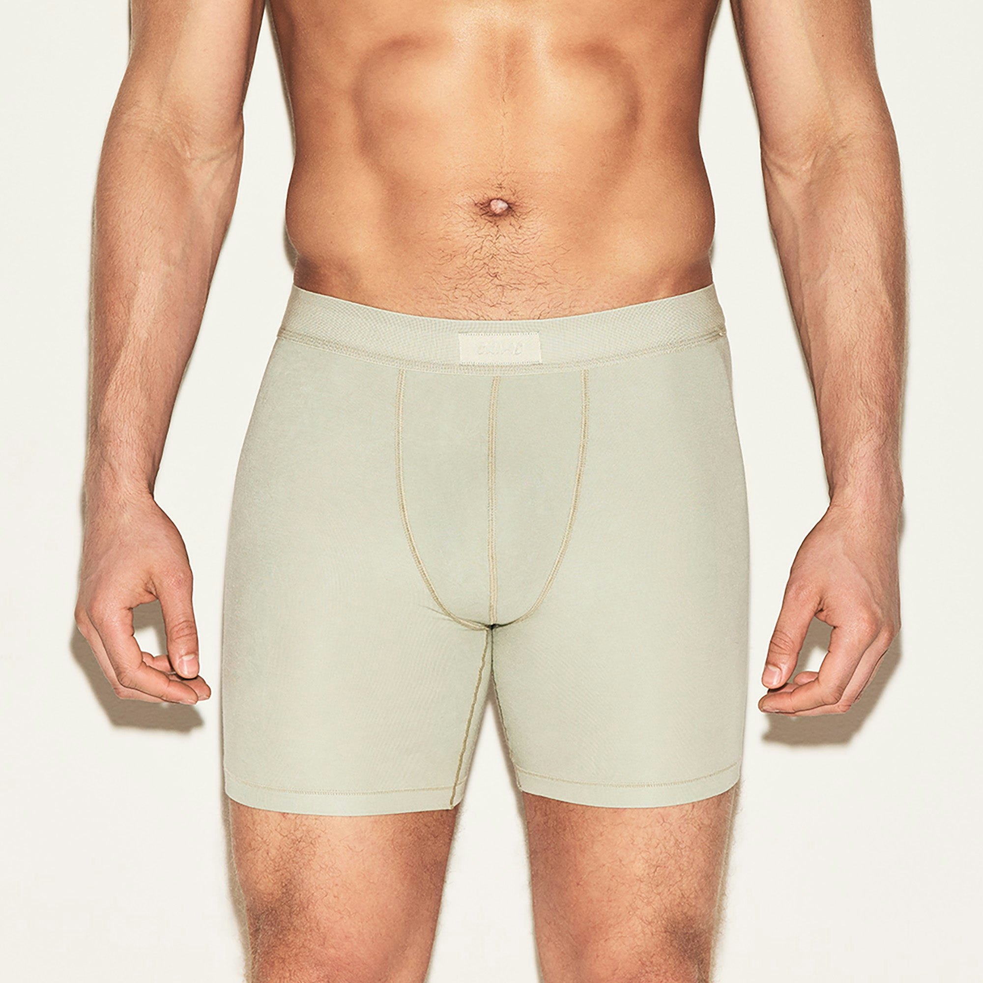 SKIMS COTTON MENS 5 INCH BOXER BRIEF 3-PACK  | ARMY MULTI ON A MODEL FRONT VIEW | FOCUS: 0.0, 1.0, 0.9