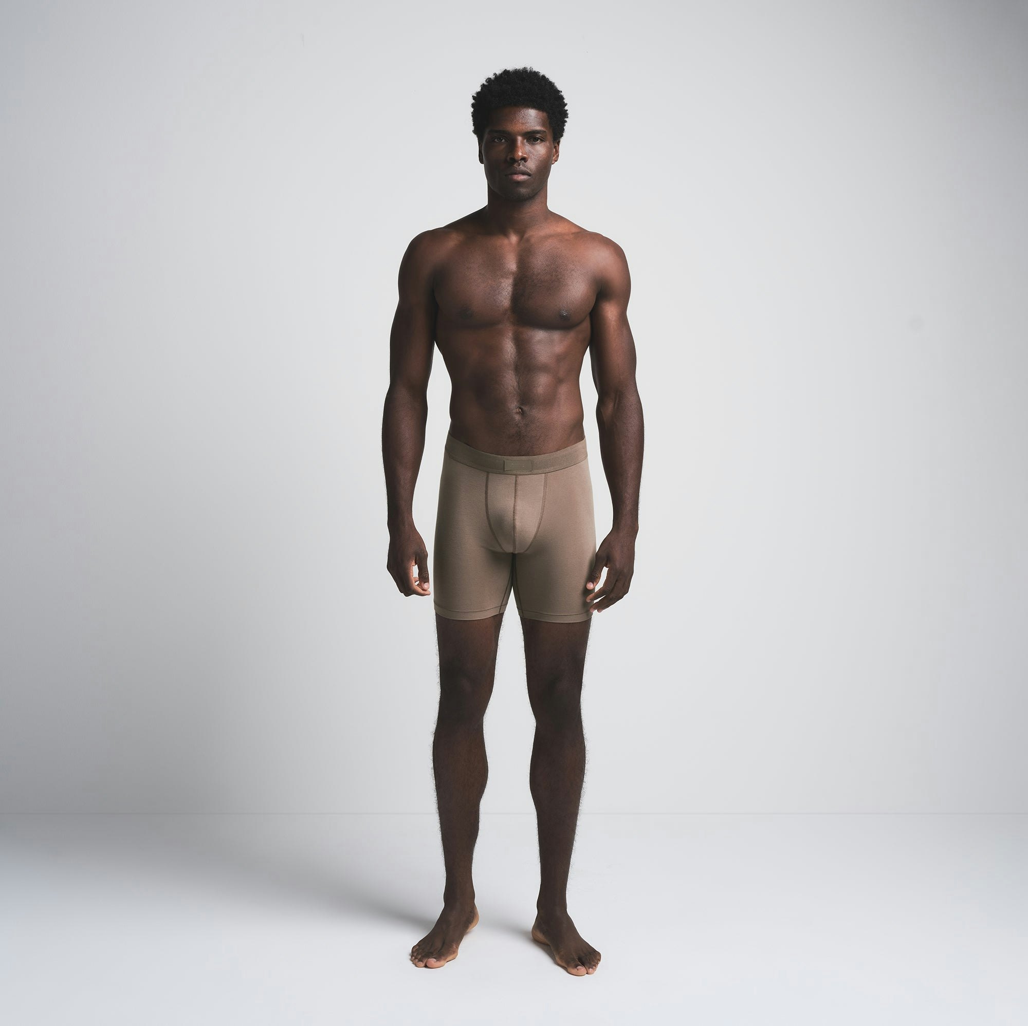 SKIMS COTTON MENS 5" BOXER BRIEF 3-PACK | MERLOT MULTI ON A MODEL FRONT VIEW